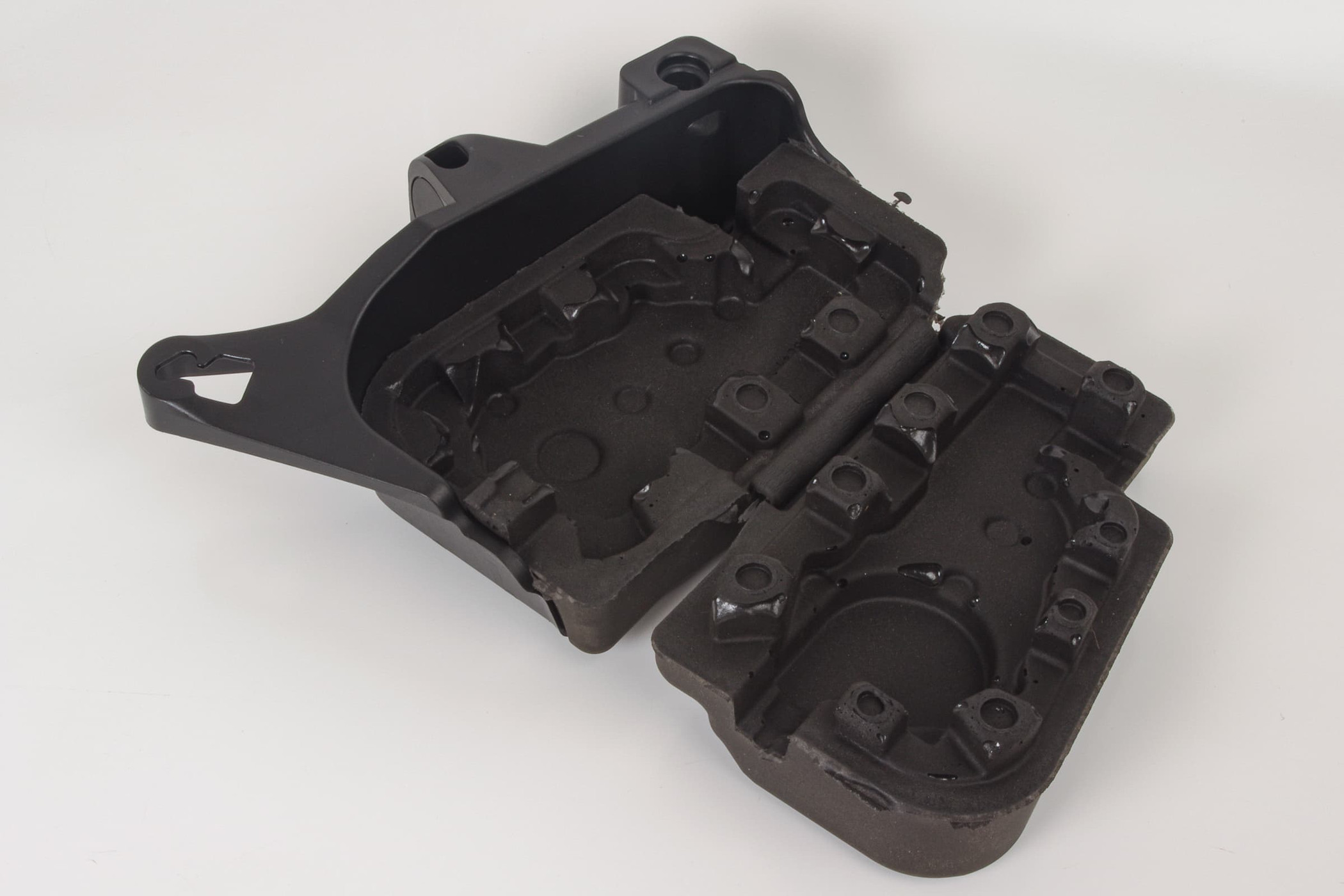 Mercedes 2057500060 Boot Insulation Trim | W205 V205 C205 C