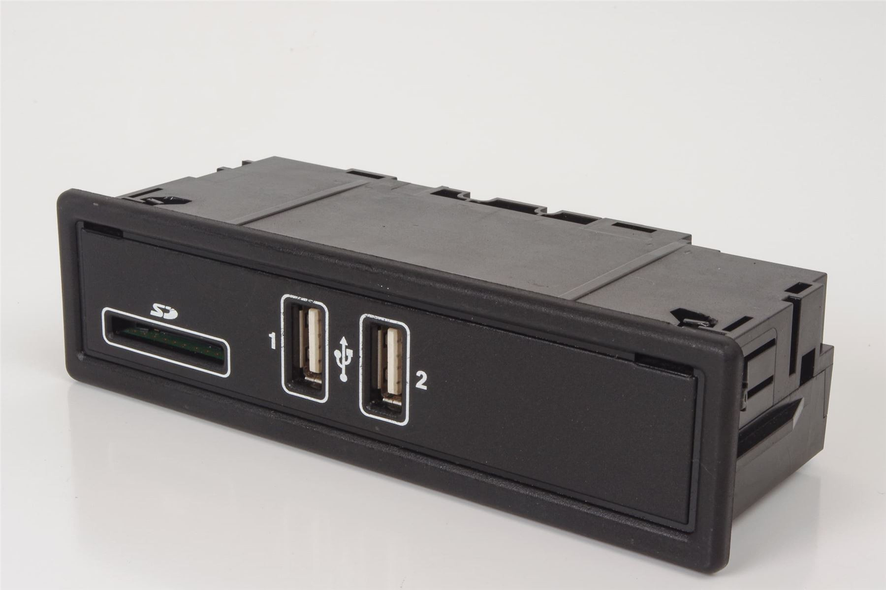 Mercedes 2058200526 USB Card Reader Unit | W205 C W213 C238 E X253 GLC