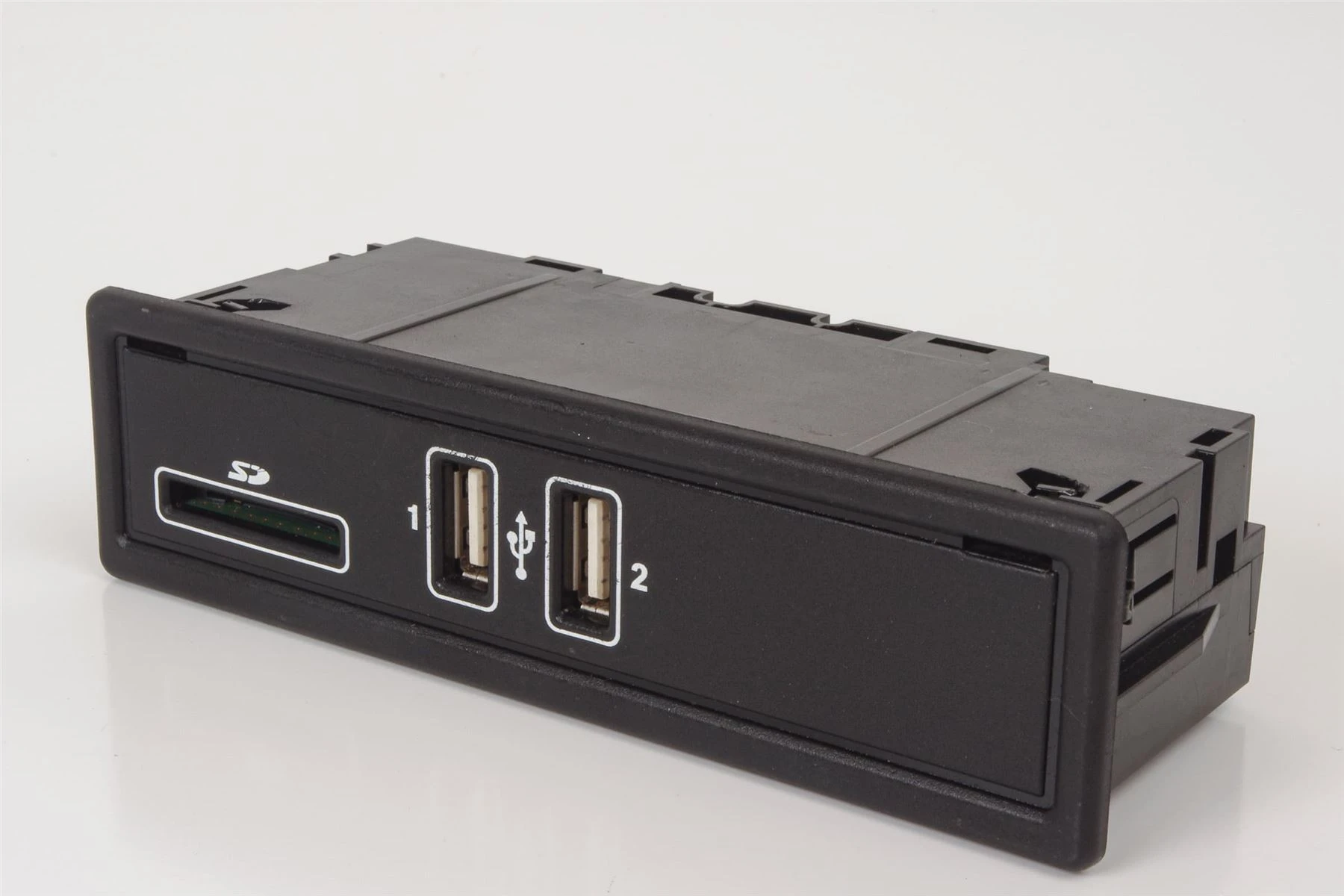 Mercedes 2058200526 USB Card Reader Unit | W205 C W213 C238 E X253 GLC