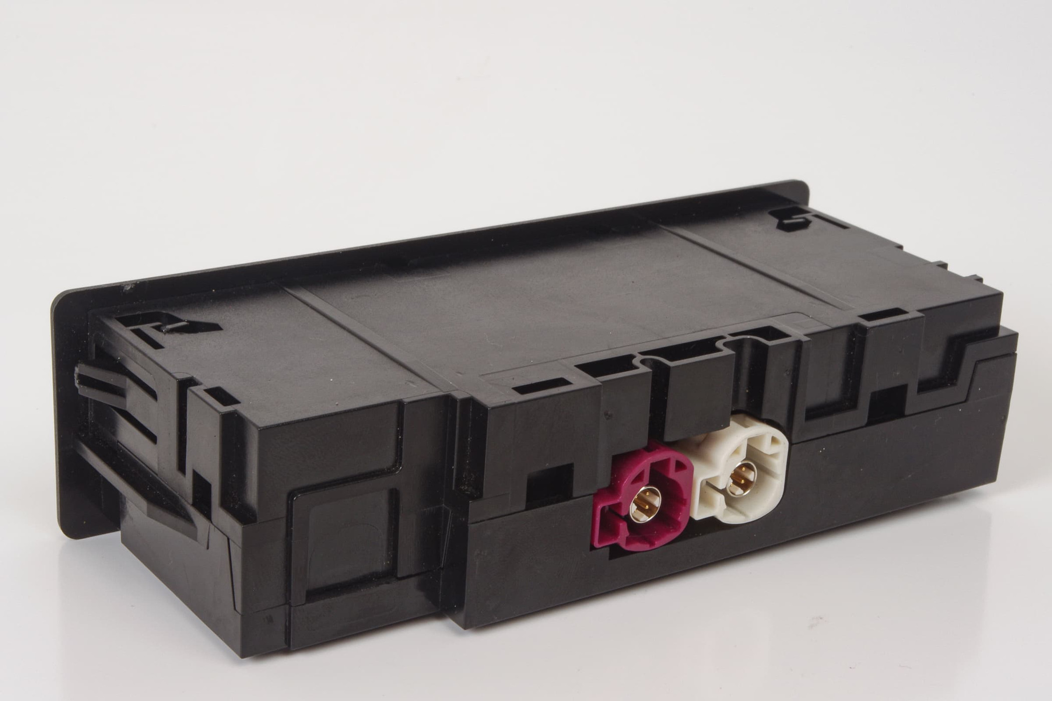 Mercedes 2058200526 USB Card Reader Unit | W205 C W213 C238 E X253 GLC