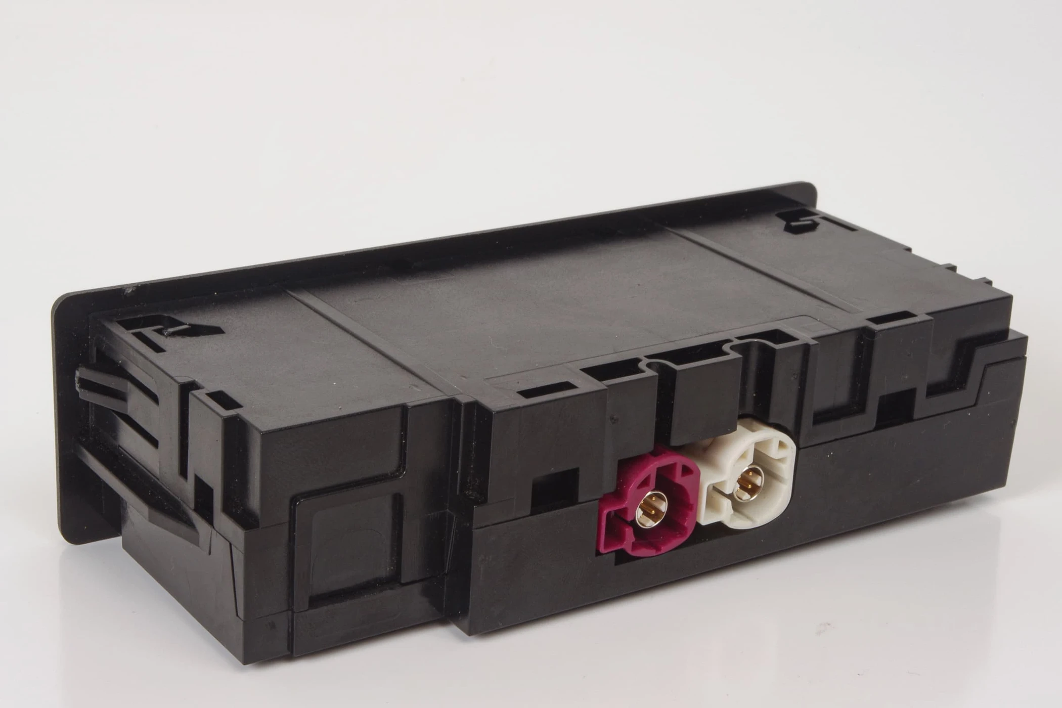 Mercedes 2058200526 USB Card Reader Unit | W205 C W213 C238 E X253 GLC