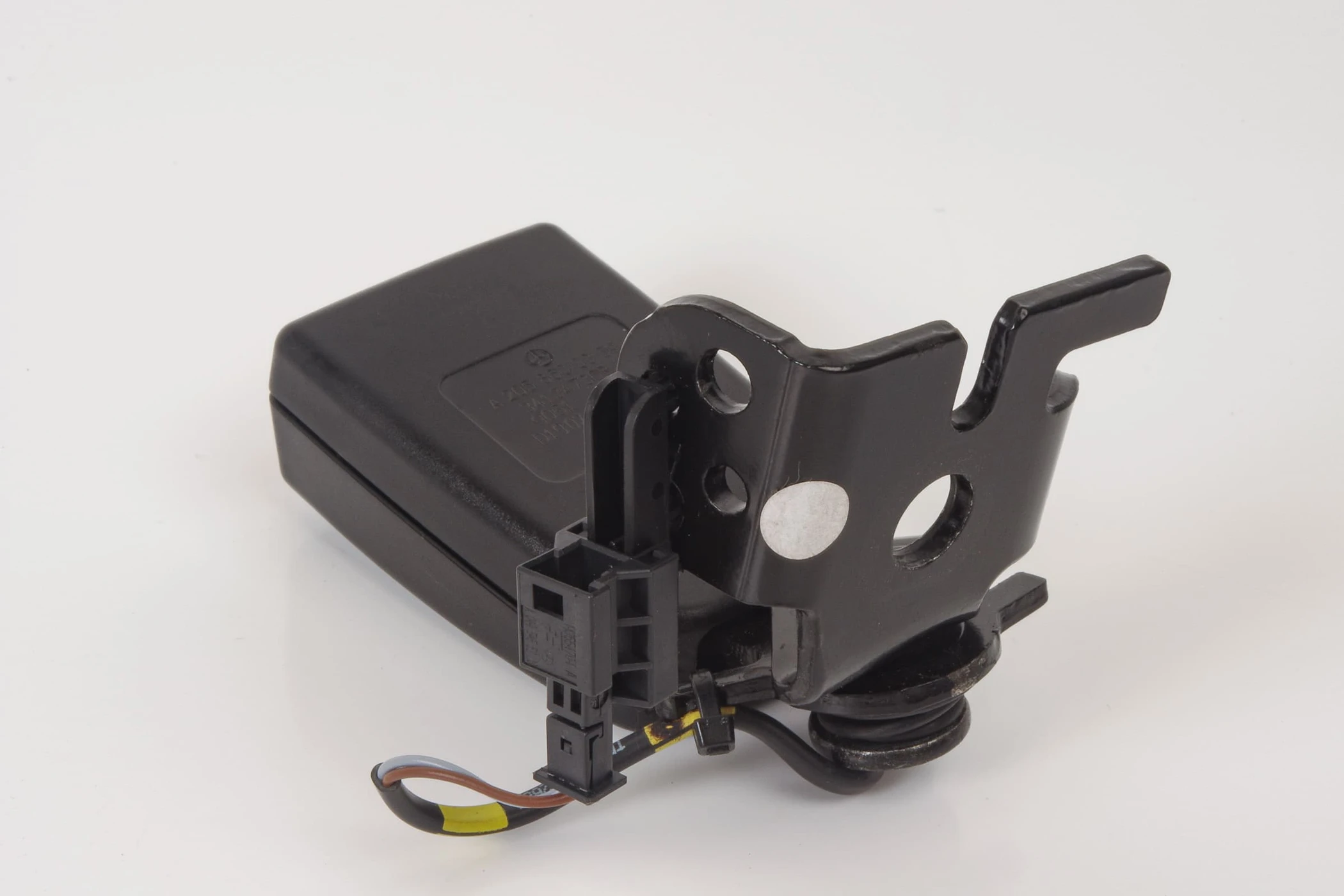 Mercedes 2058600369 Seat Belt Buckle - Rear Left | W205 S205 C X253 GLC