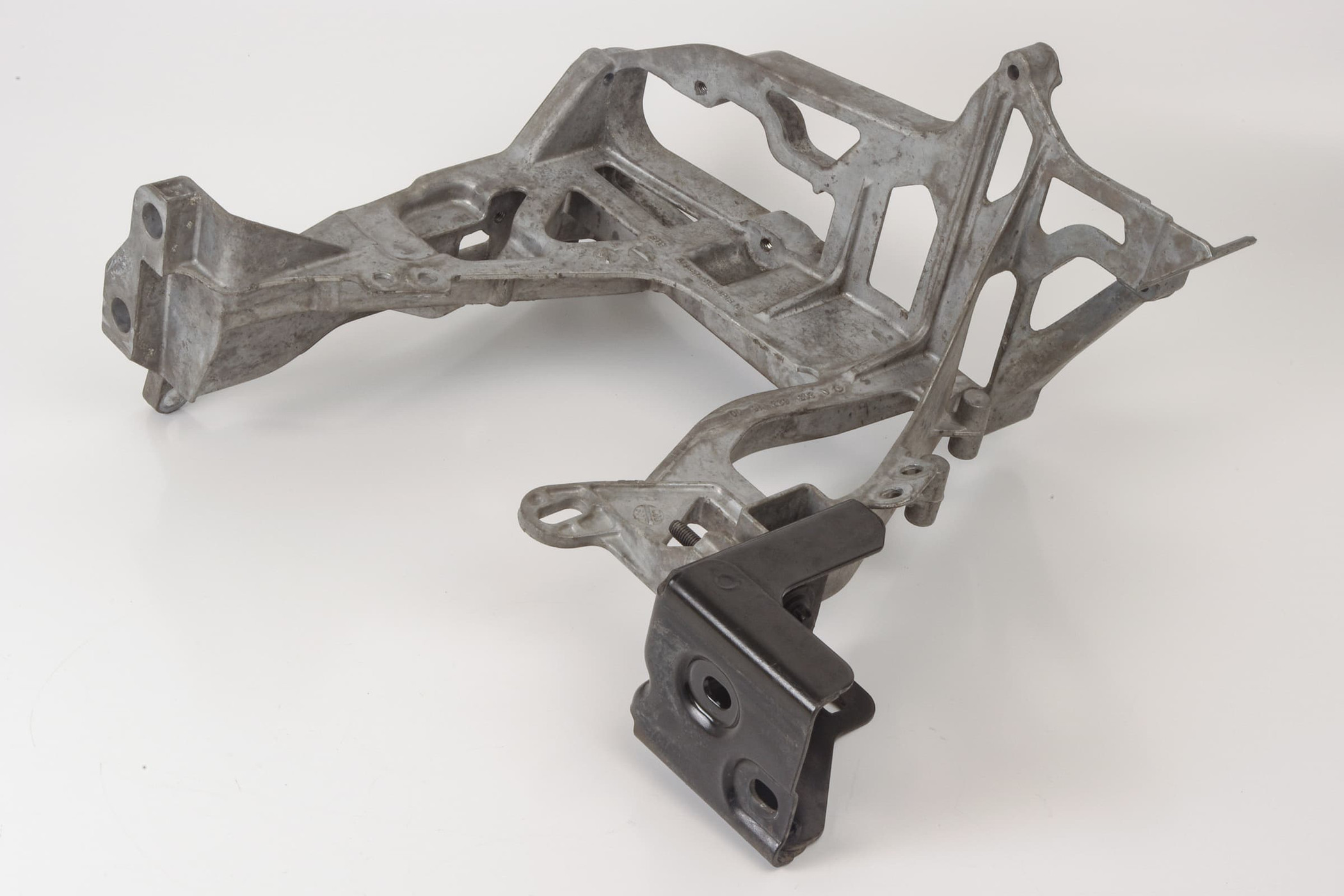 Mercedes 2056221600 Headlight Mounting Bracket - Left | W205 C W213 C238 E