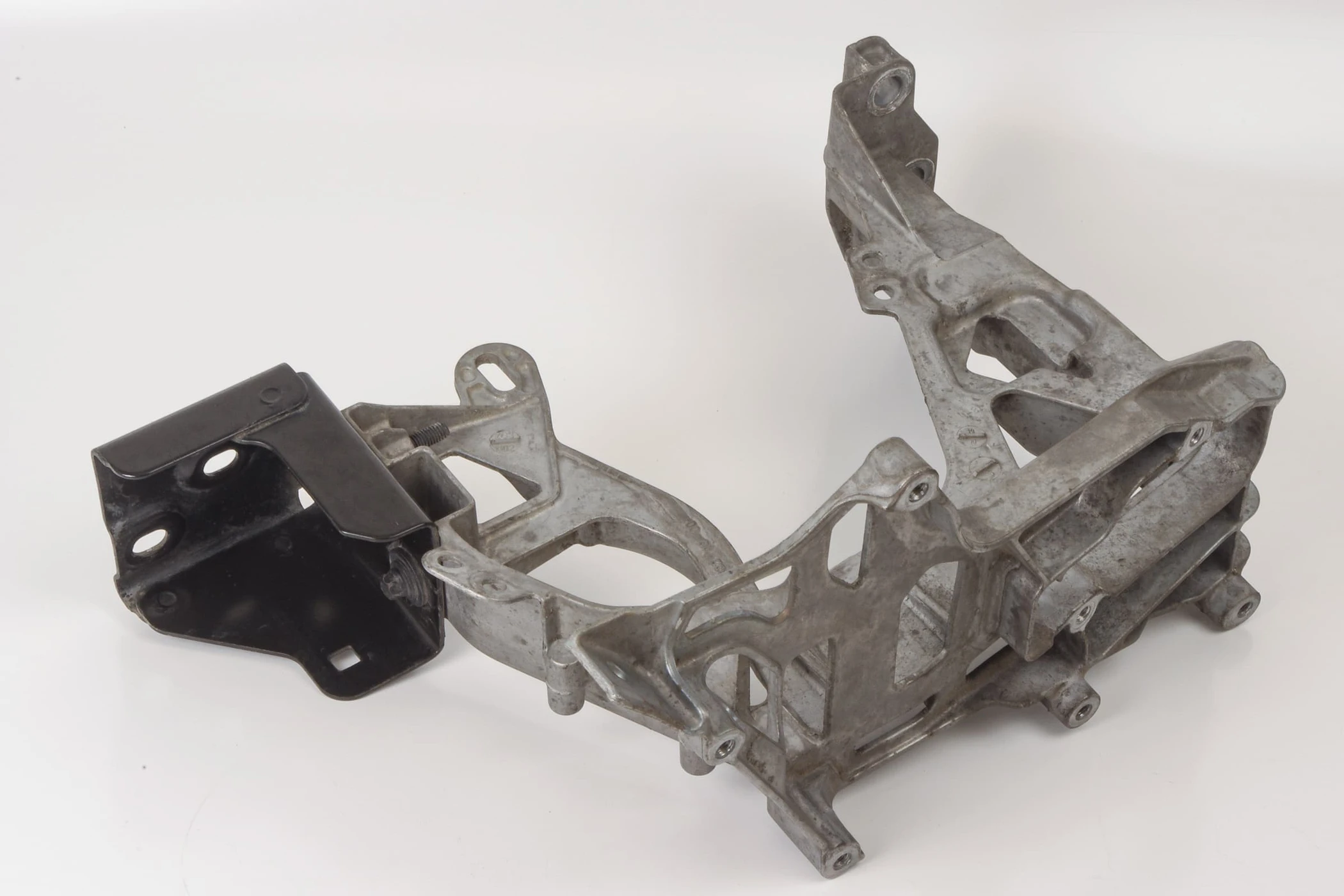 Mercedes 2056221600 Headlight Mounting Bracket - Left | W205 C W213 C238 E