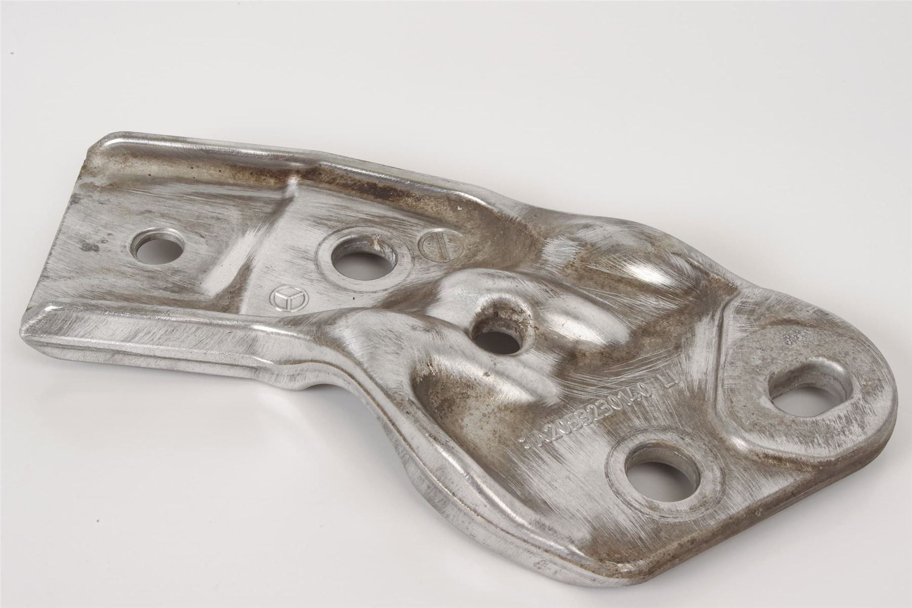 Mercedes 2053230140 Torsion Bar Bracket - Front Left | W205 C