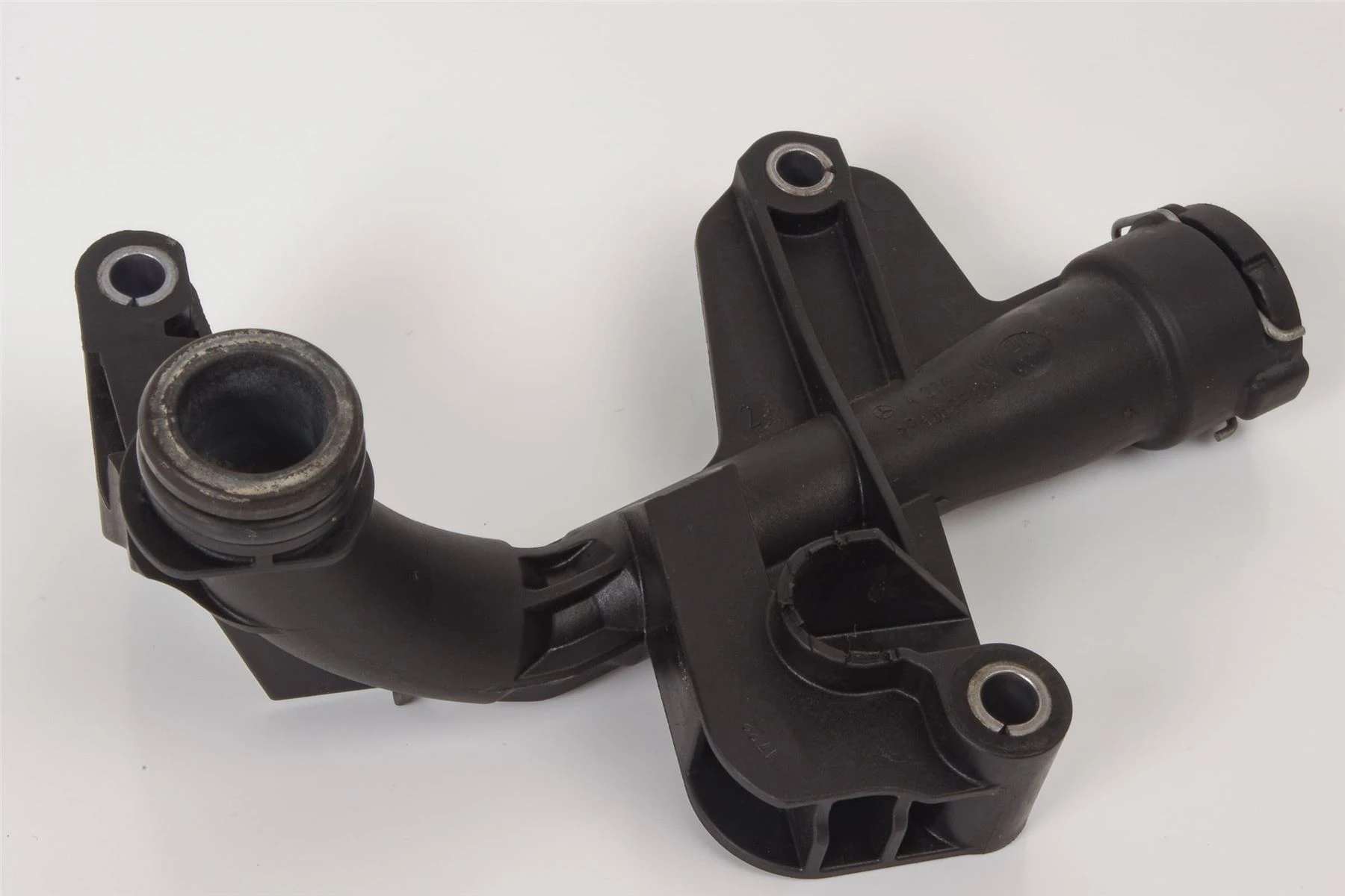 Mercedes 2762002052 Coolant Pipe Manifold - Left | W166 M X166 GL R172 SLK...