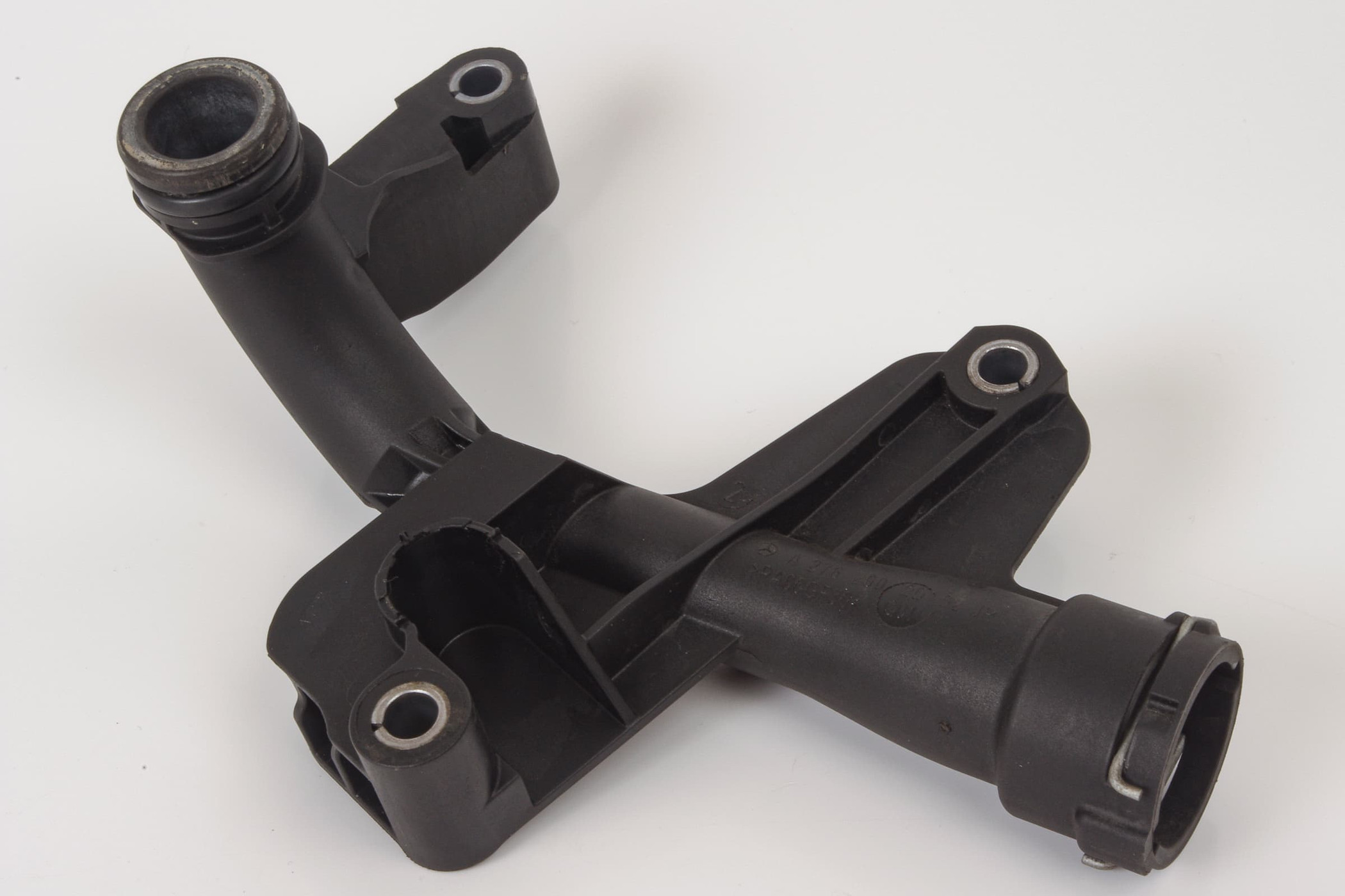 Mercedes 2762002052 Coolant Pipe Manifold - Left | W166 M X166 GL R172 SLK...