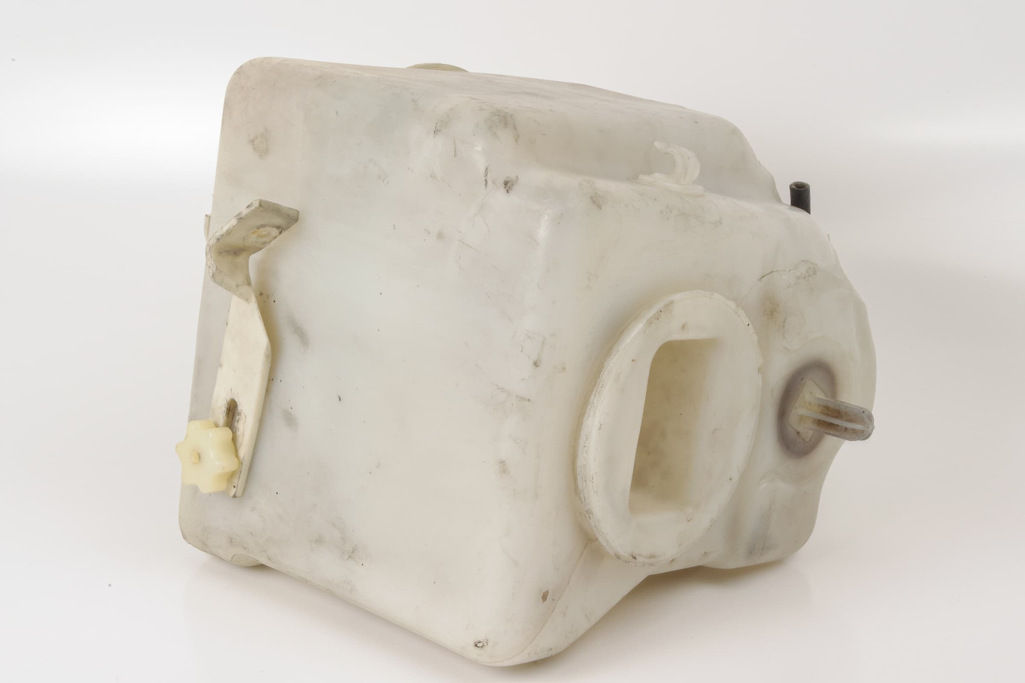 Mercedes 1298600360 Washer Fluid Reservoir (a) | R129 SL