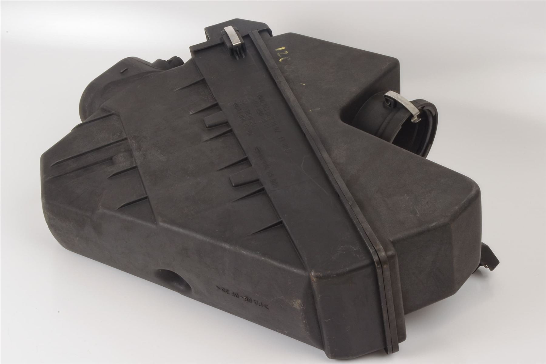 Mercedes 1200900001 Air Box - Right (a) | W140 V140 C140 S