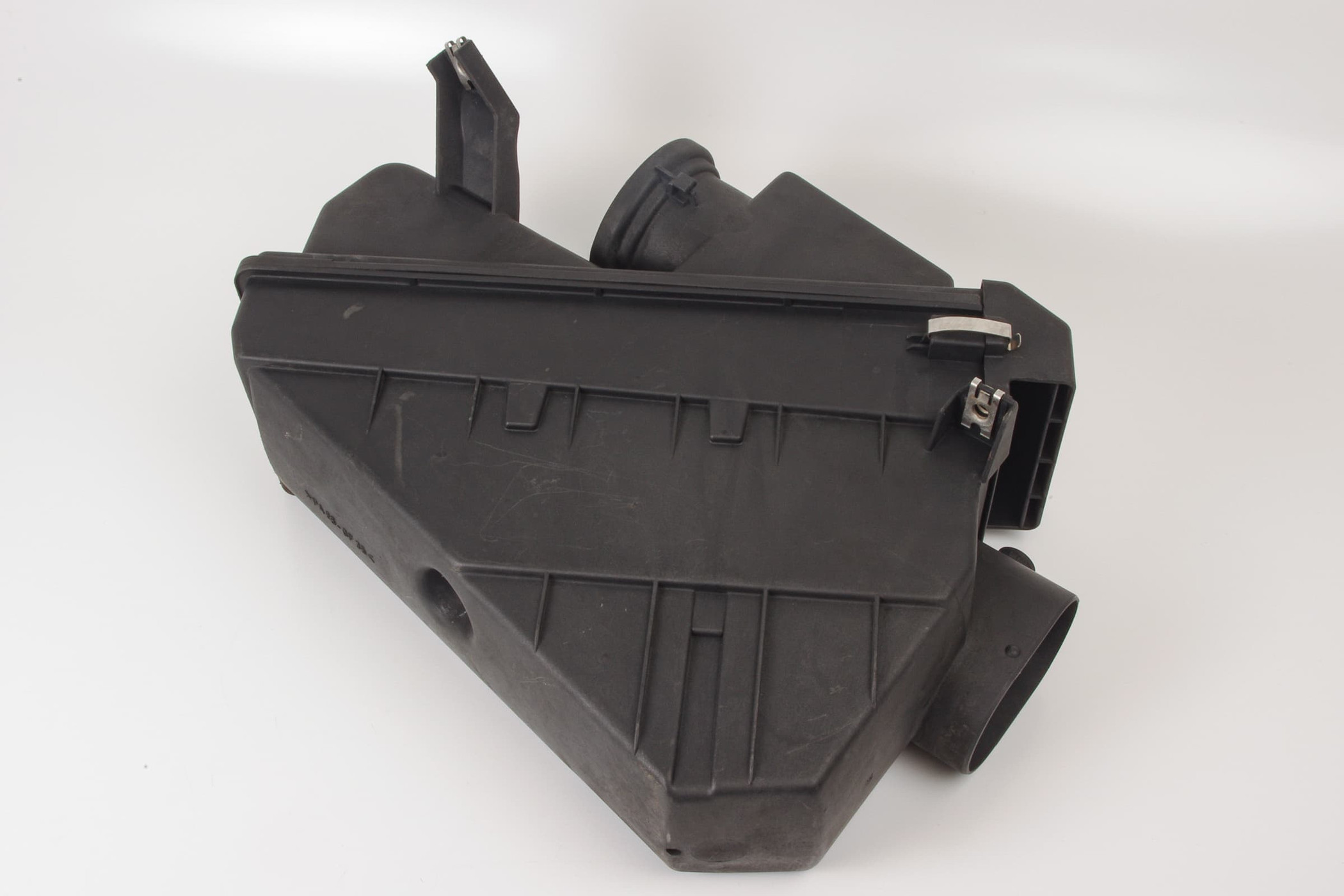 Mercedes 1200900001 Air Box - Right (a) | W140 V140 C140 S