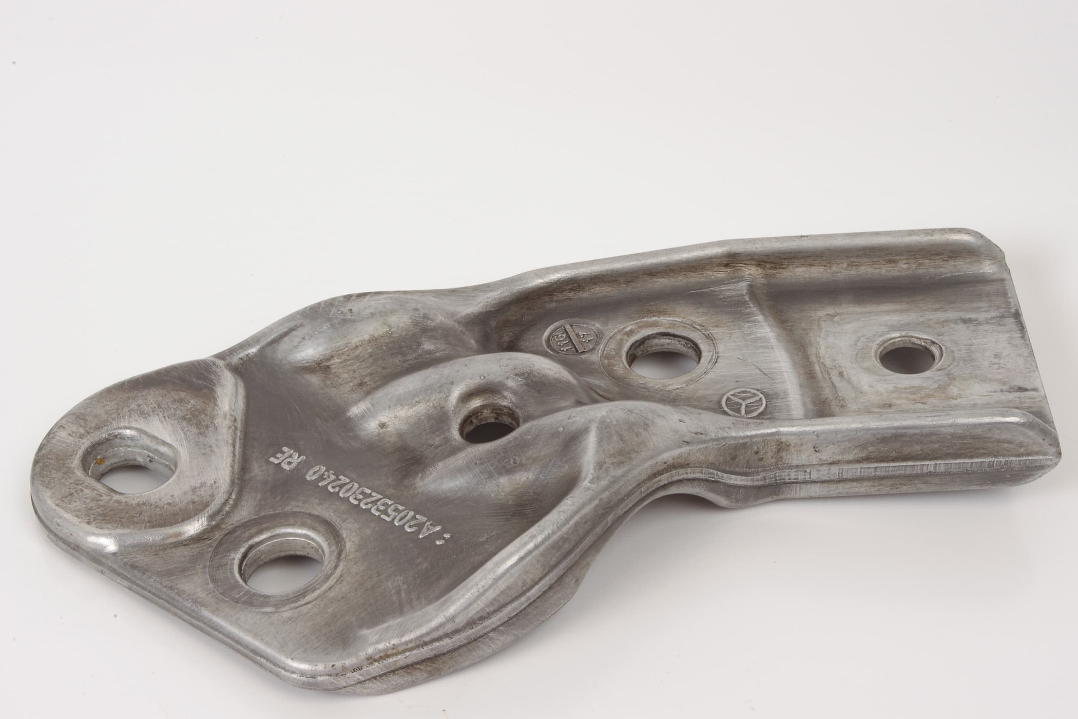 Mercedes 2053230240 Torsion Bar Bracket - Front Right | W205 C