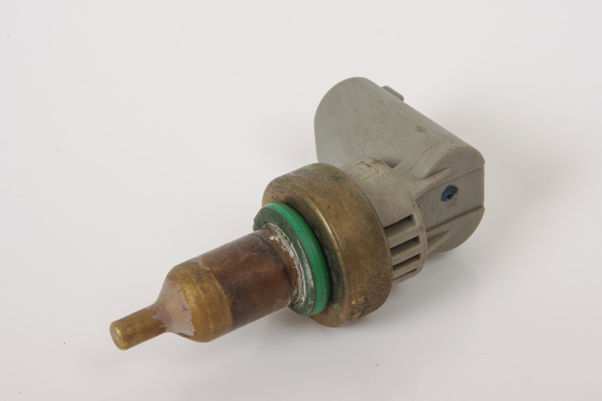 Mercedes 0009056102 Coolant Temperature Sensor | W205 C W213 C238 E C217 W222...