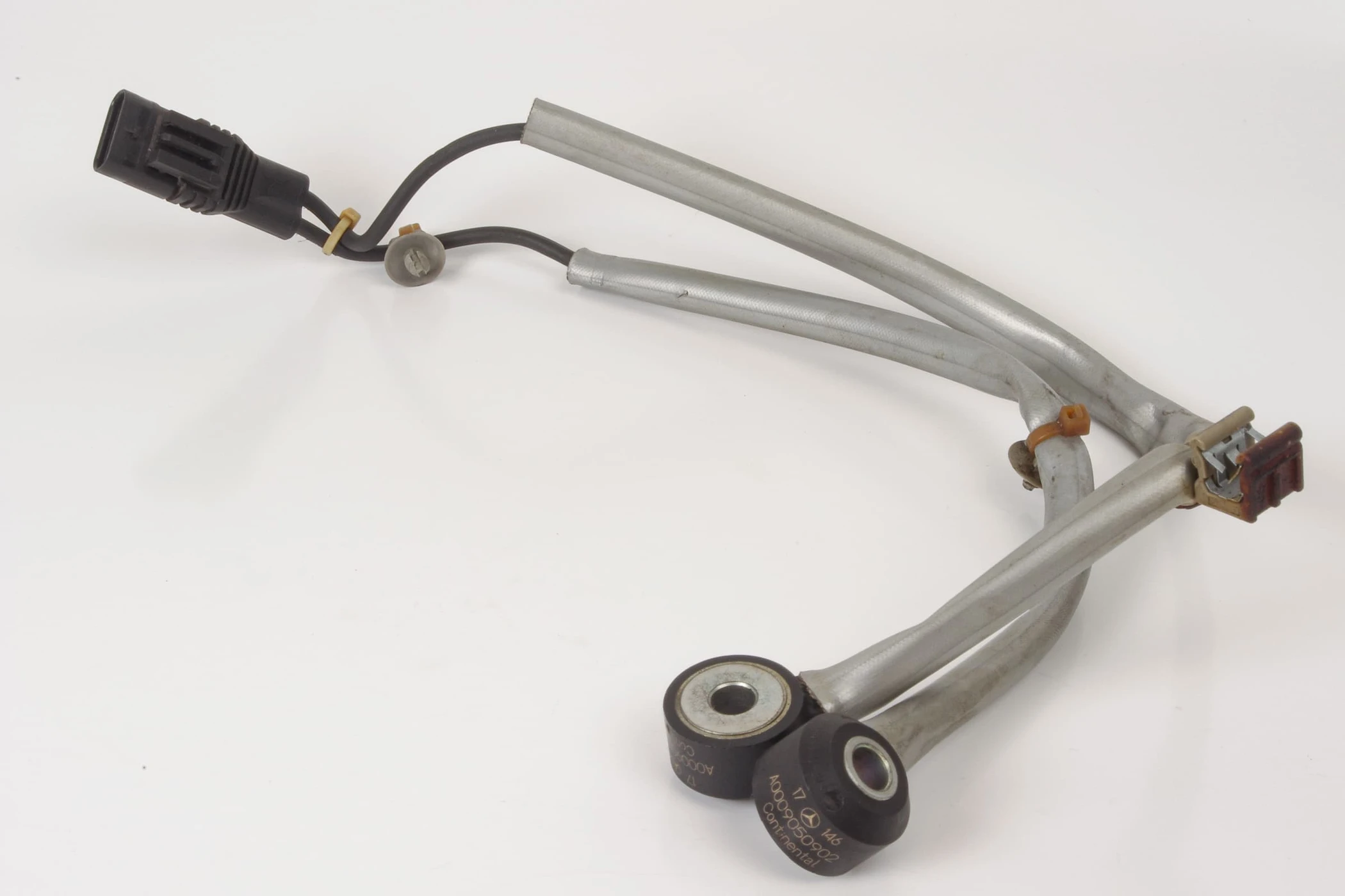 Mercedes 0009050902 Knock Sensor | W166 M X166 GL R172 SLK W205 C C207 A207...