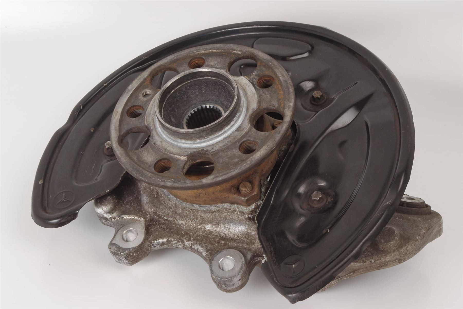 Mercedes 2053508808 AMG Wheel Carrier - Rear Right | W205 V205 S205 C205 A205 C