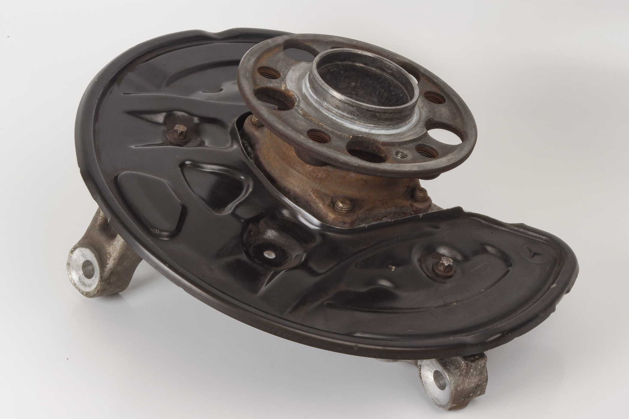 Mercedes 2053508808 AMG Wheel Carrier - Rear Right | W205 V205 S205 C205 A205 C