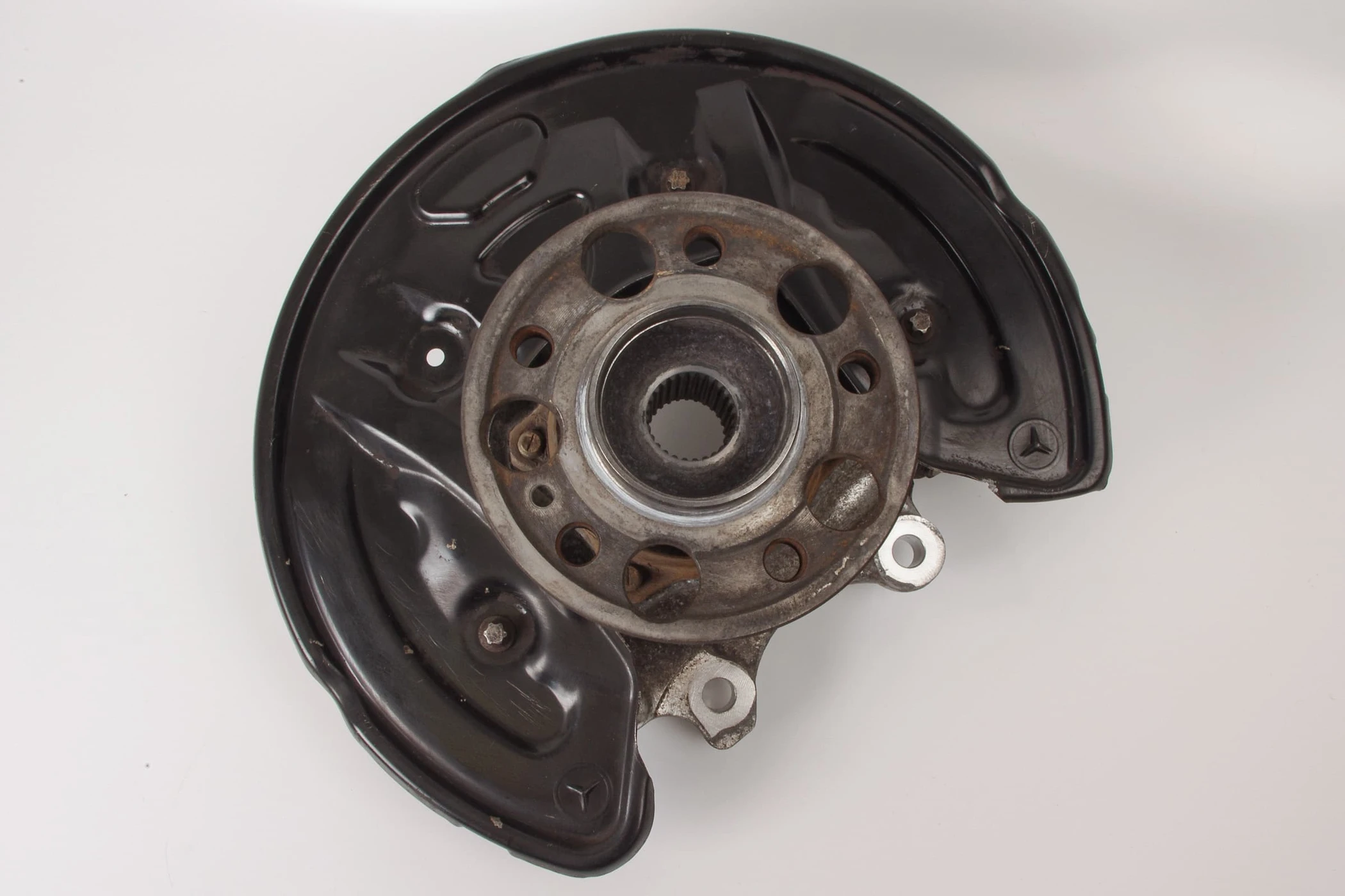 Mercedes 2053508808 AMG Wheel Carrier - Rear Right | W205 V205 S205 C205 A205 C