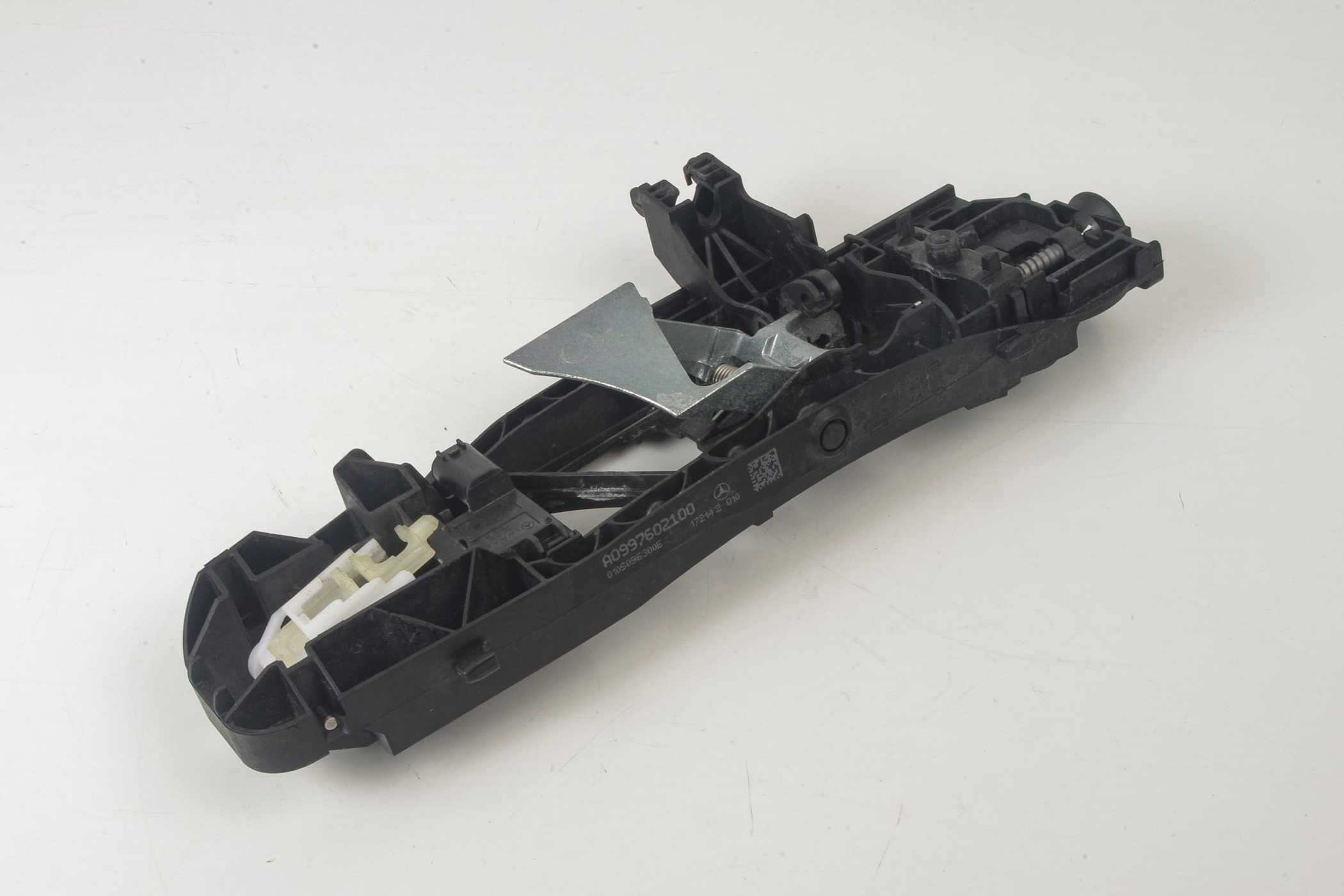 Mercedes 0997604600 Exterior Door Handle Mechanism - Front Left | C190 R190...