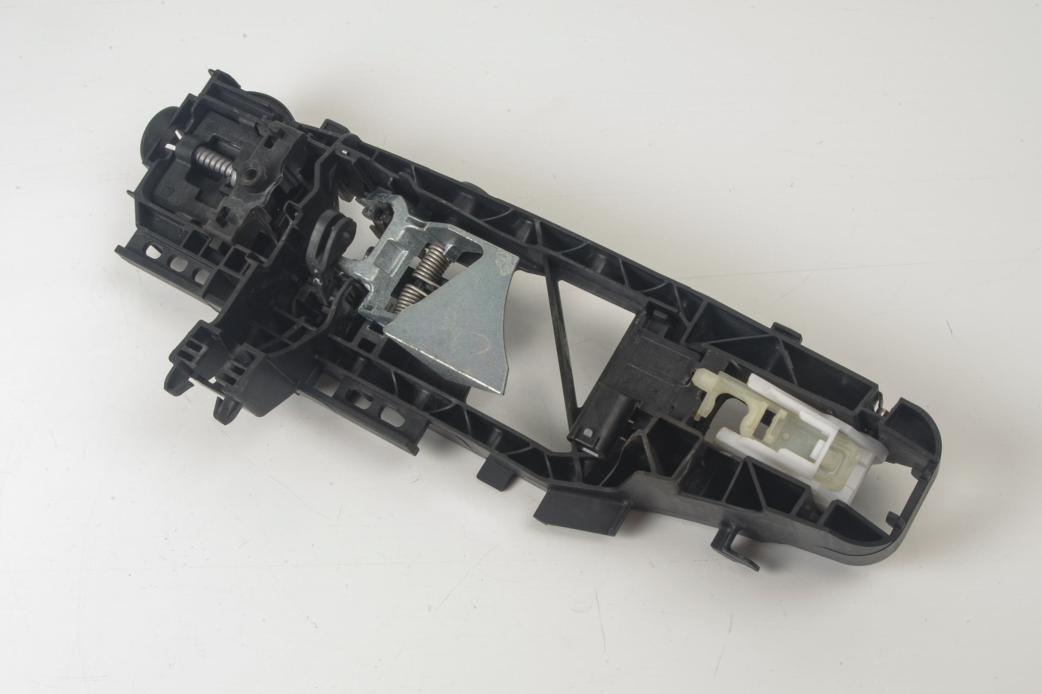 Mercedes 0997604600 Exterior Door Handle Mechanism - Front Left | C190 R190...