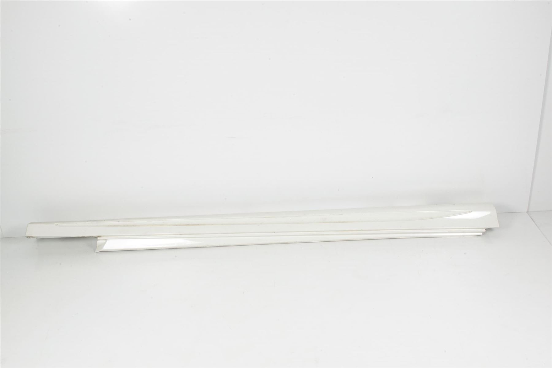 Mercedes 2056981454 AMG Skirt Panel - Right White | W205 S205 C