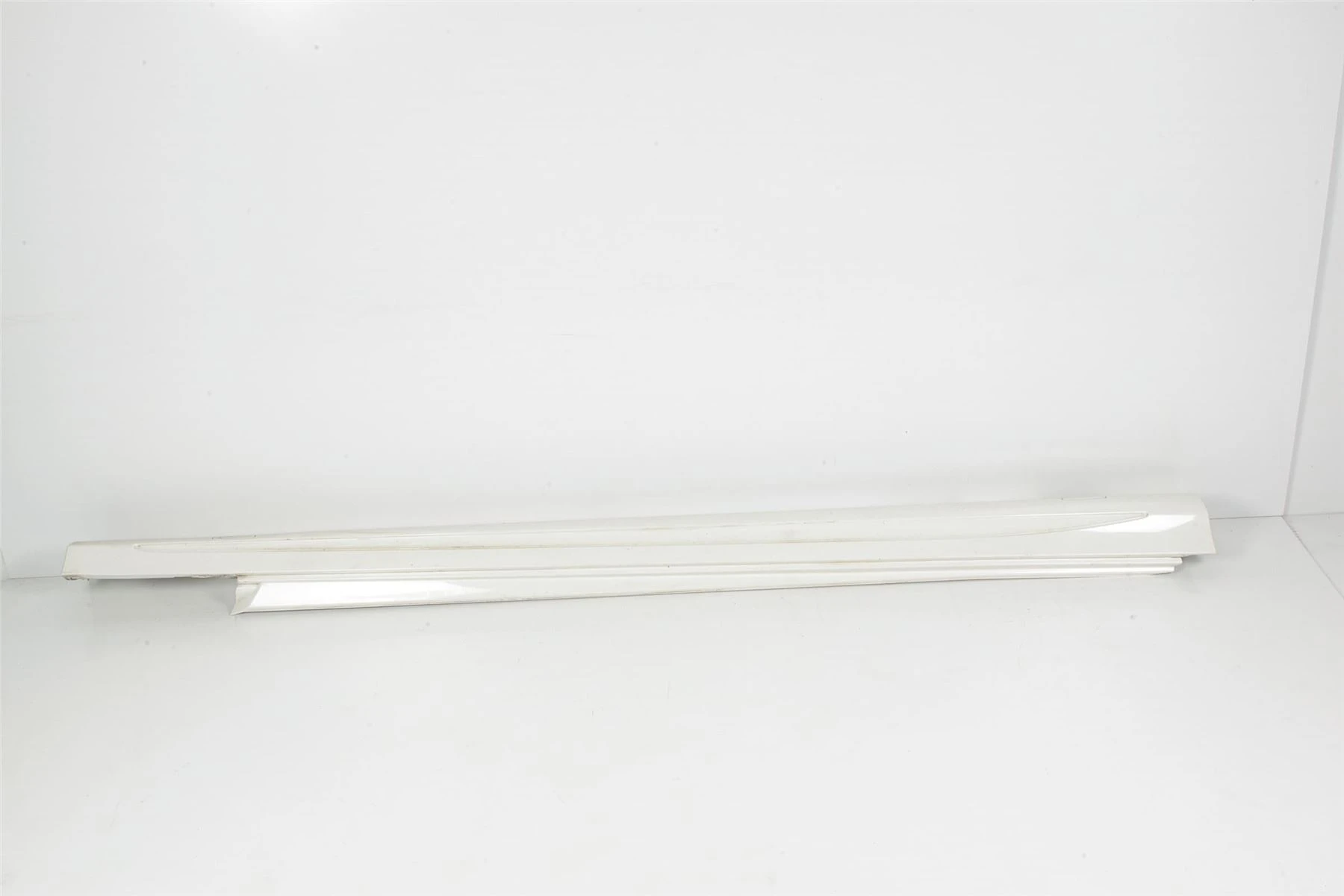 Mercedes 2056981454 AMG Skirt Panel - Right White | W205 S205 C