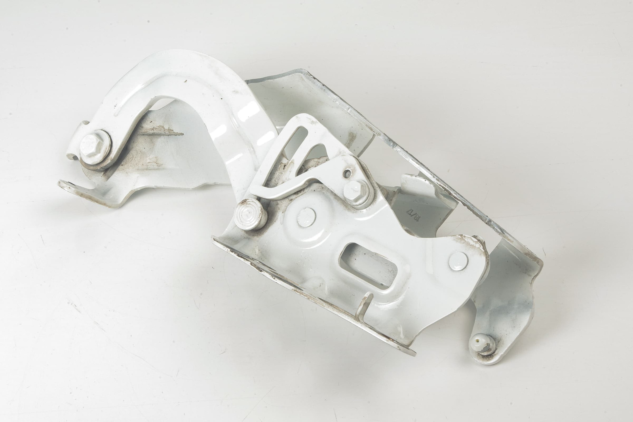 Mercedes 2058800928 Bonnet Hinge - Right | W205 S205 C205 A205 C