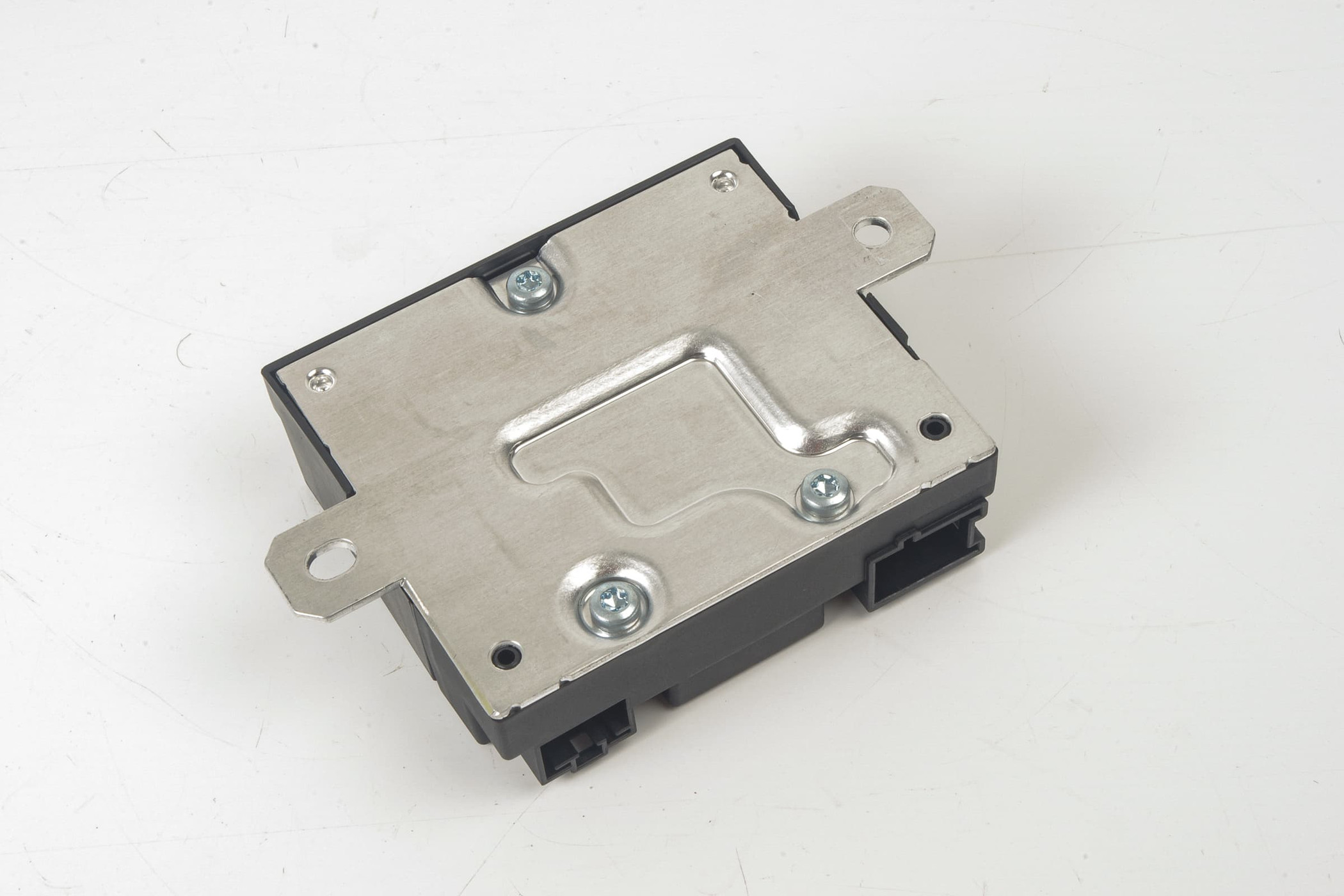 Mercedes 0009002414 Fuel Pump Control Unit | W205 V205 S205 C205 A205 C