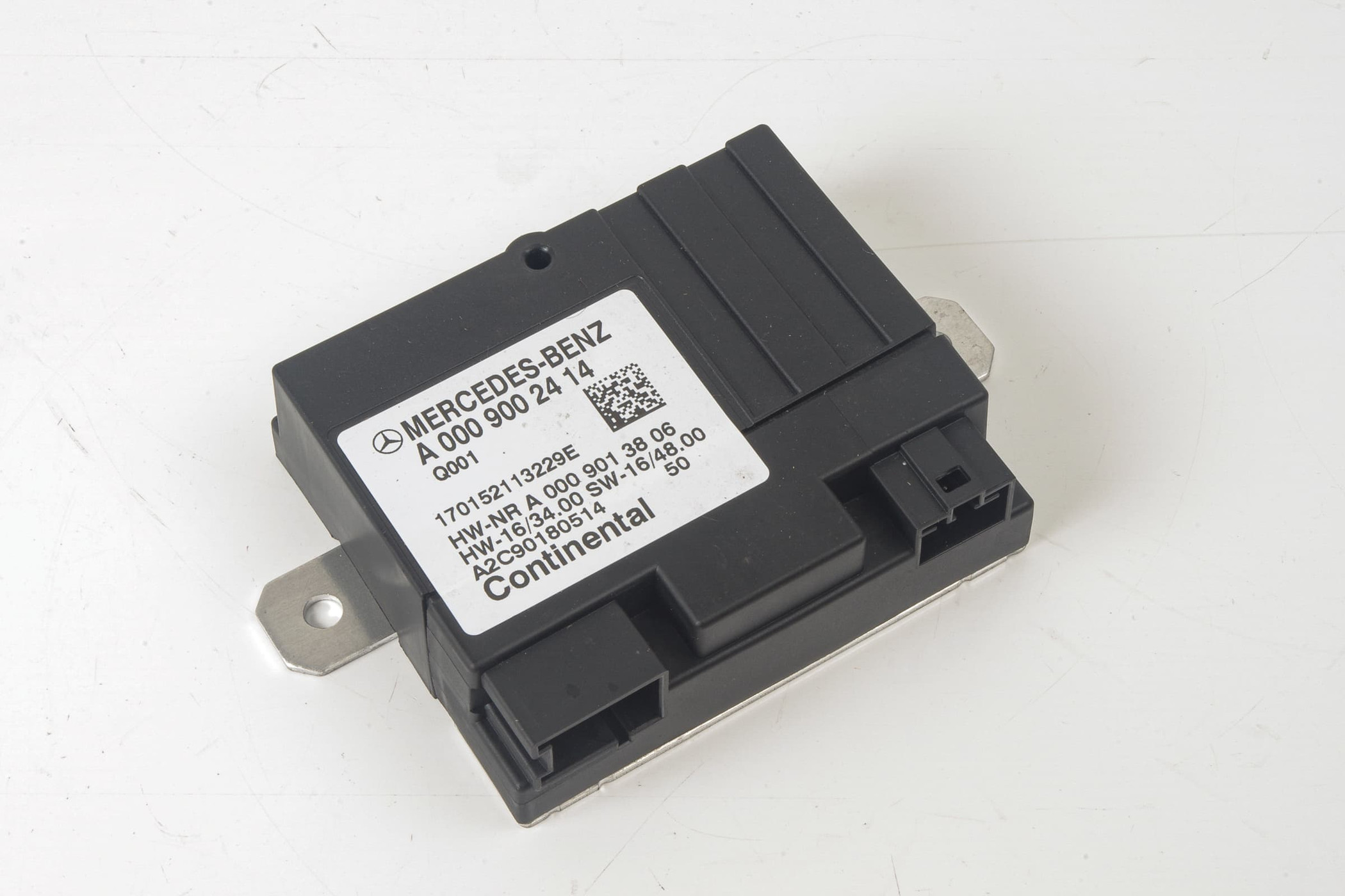 Mercedes 0009002414 Fuel Pump Control Unit | W205 V205 S205 C205 A205 C