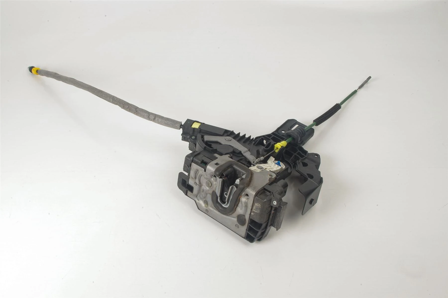 Mercedes 0997202000 Door Lock - Front Right | W205 C W213 E W222 S X253 GLC