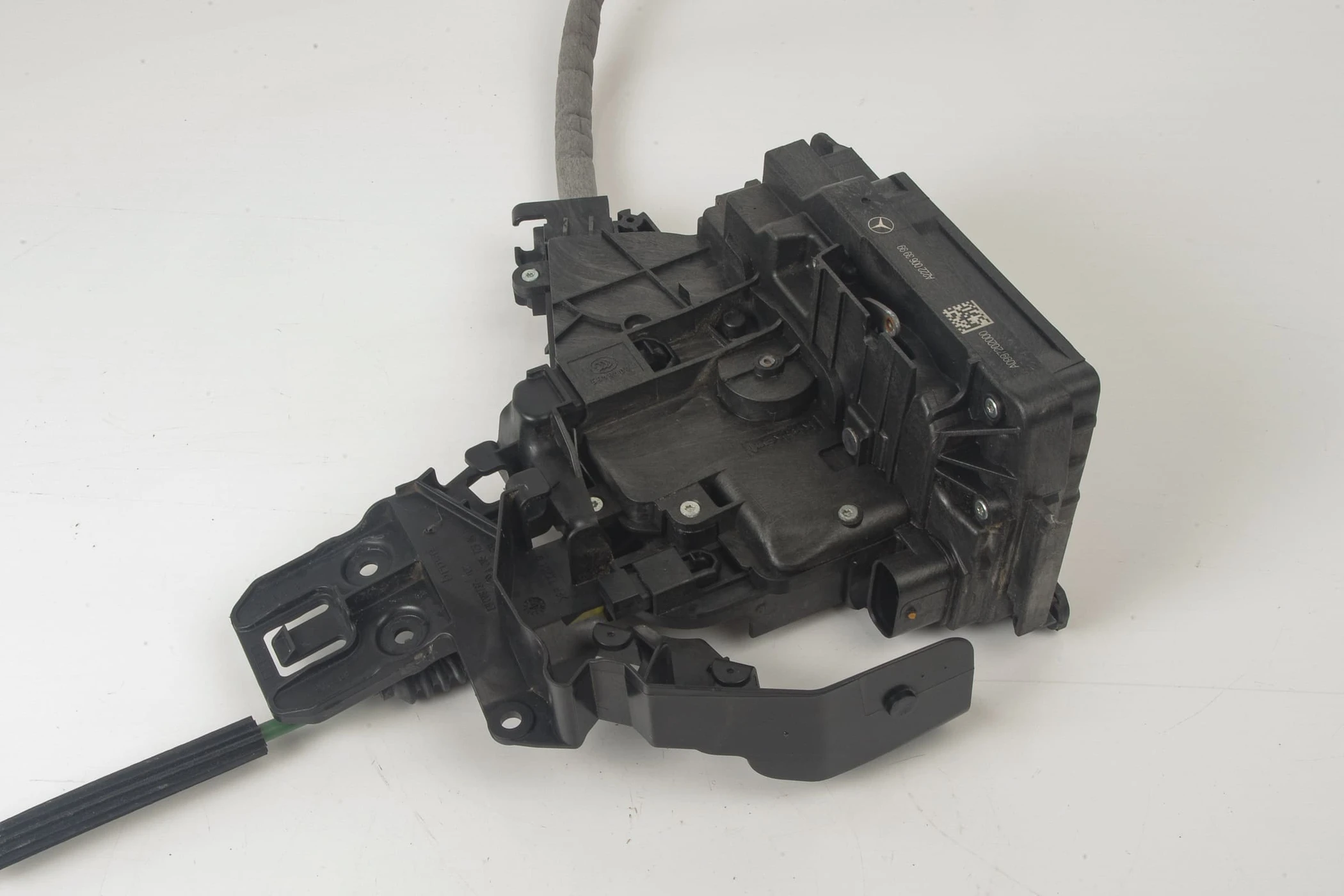 Mercedes 0997202000 Door Lock - Front Right | W205 C W213 E W222 S X253 GLC