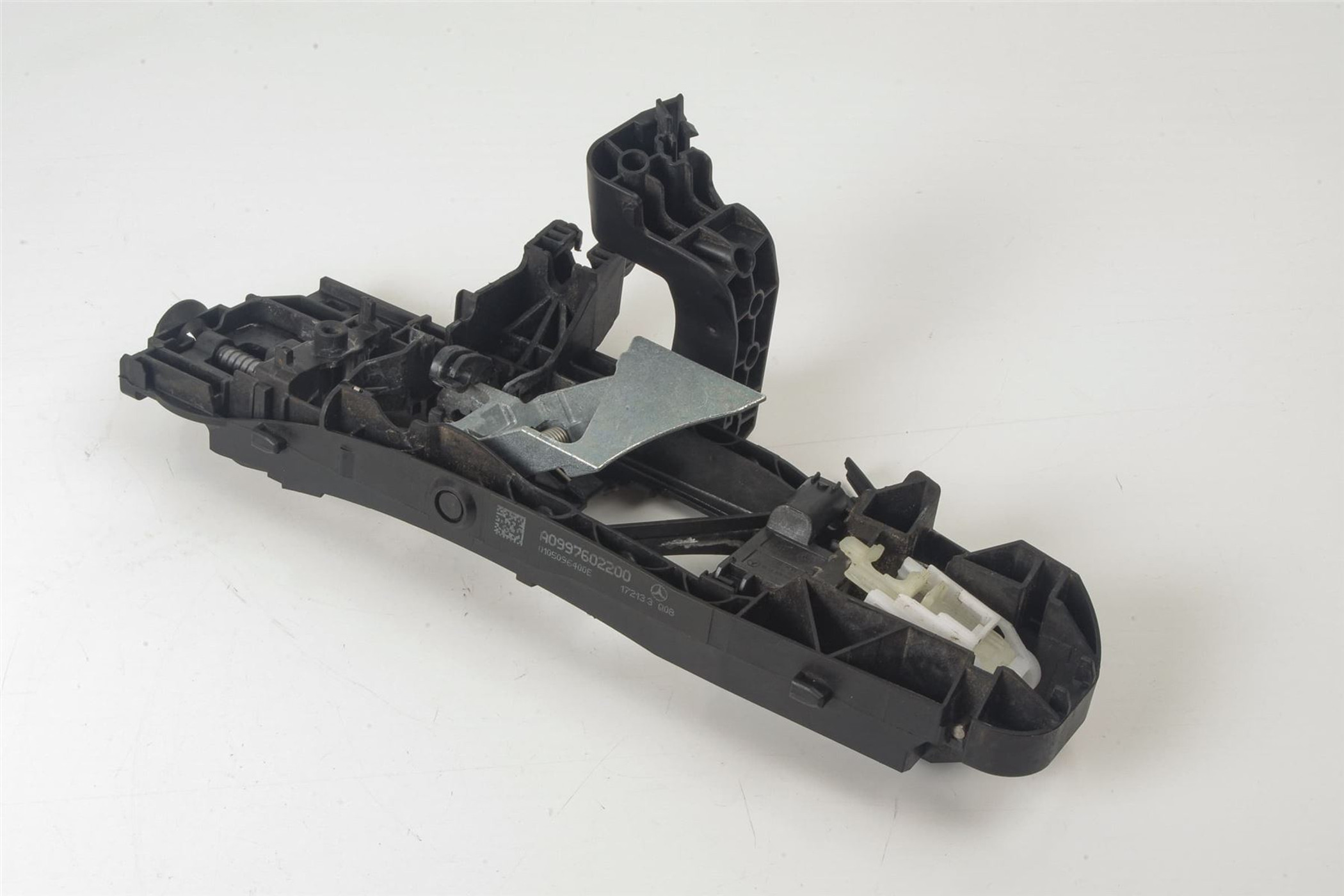 Mercedes 0997602200 Exterior Door Handle Mechanism - Rear Right | W205 C C217...