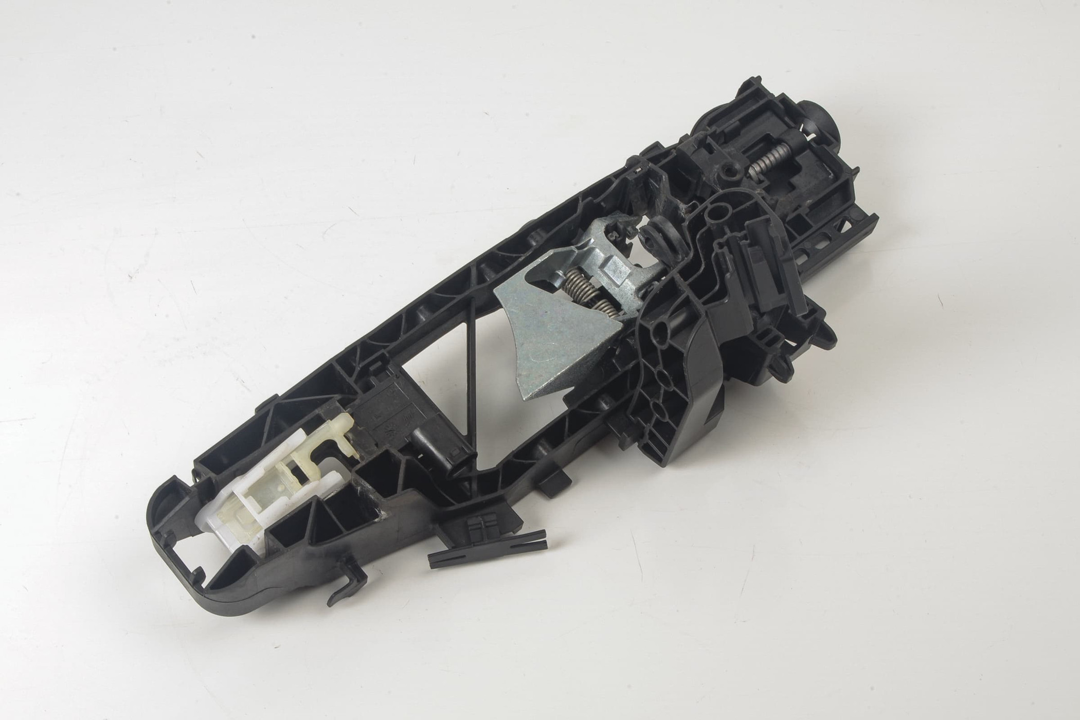 Mercedes 0997602200 Exterior Door Handle Mechanism - Rear Right | C190 R190...