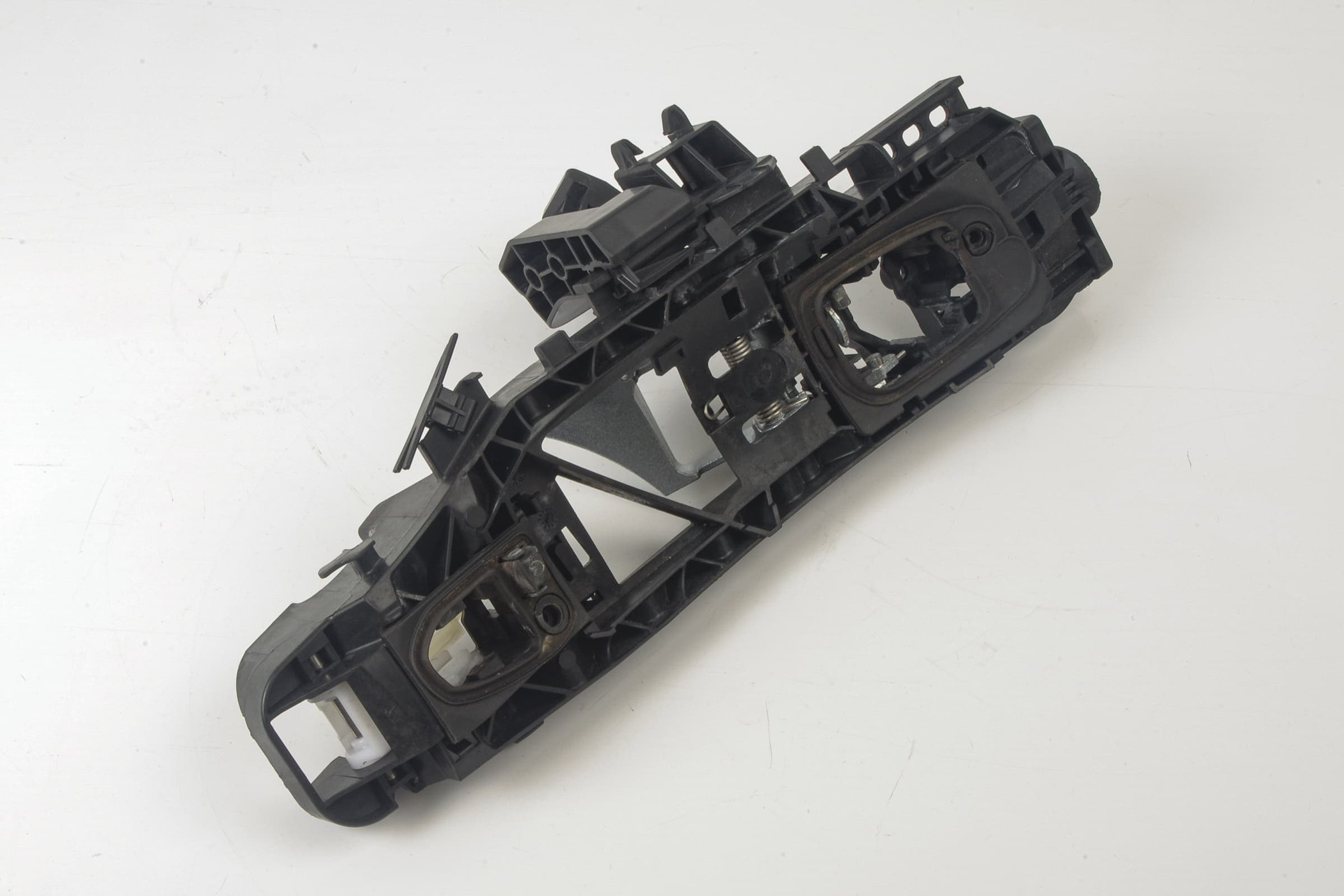 Mercedes 0997602200 Exterior Door Handle Mechanism - Rear Right | C190 R190...