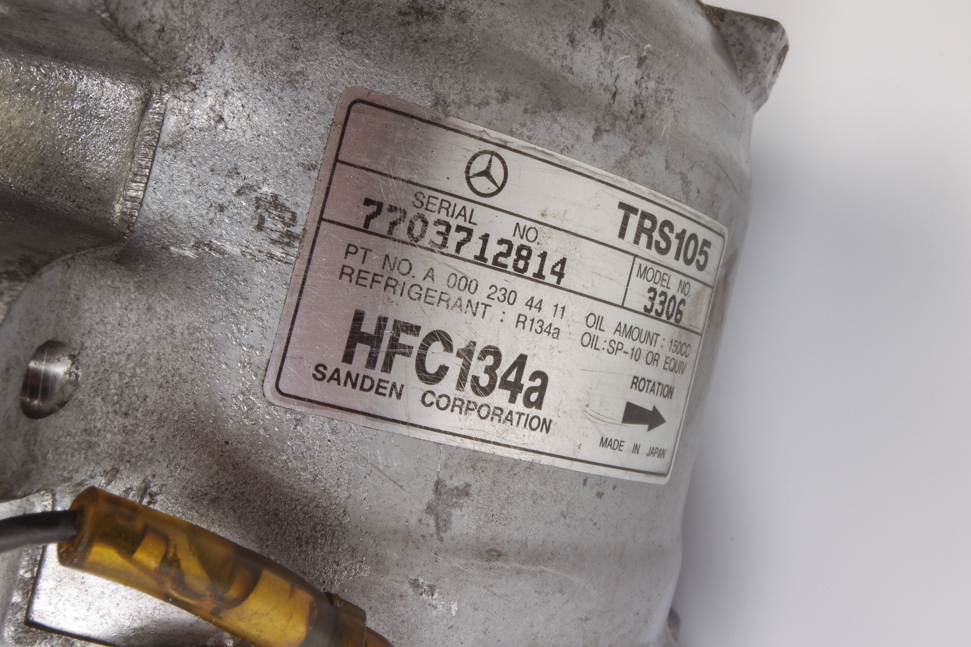 Mercedes 0002304411 A/C Compressor | R129 SL