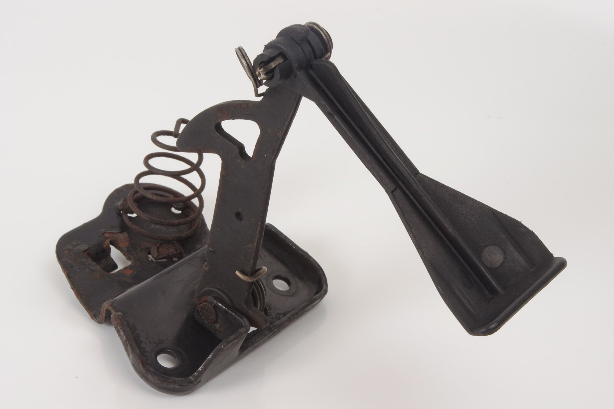 Mercedes 1408800964 Bonnet Catch (a) | R129 SL C140 S