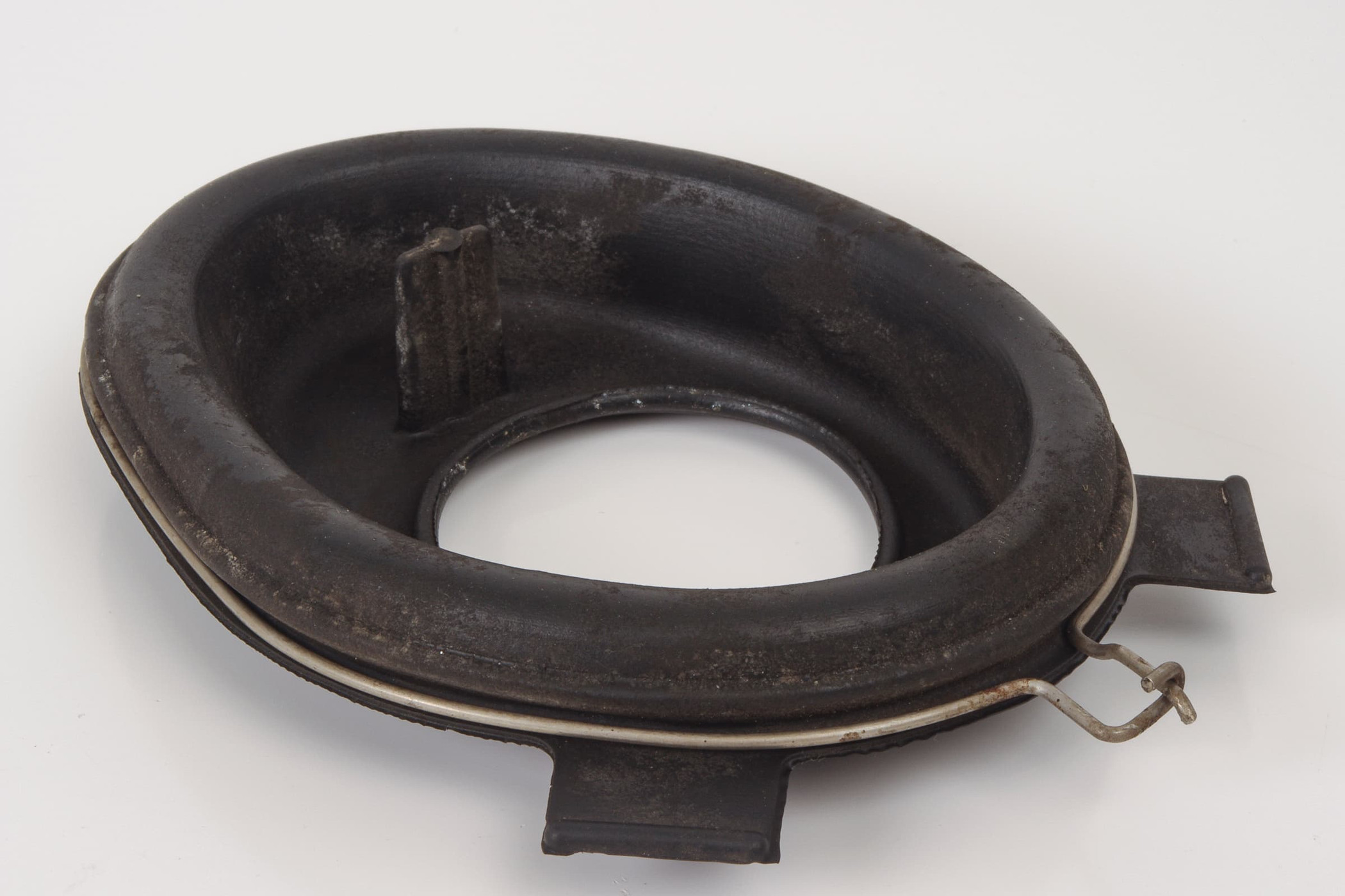 Mercedes 1294710481 Fuel Strainer Gasket - Right | R129 SL (Archive)