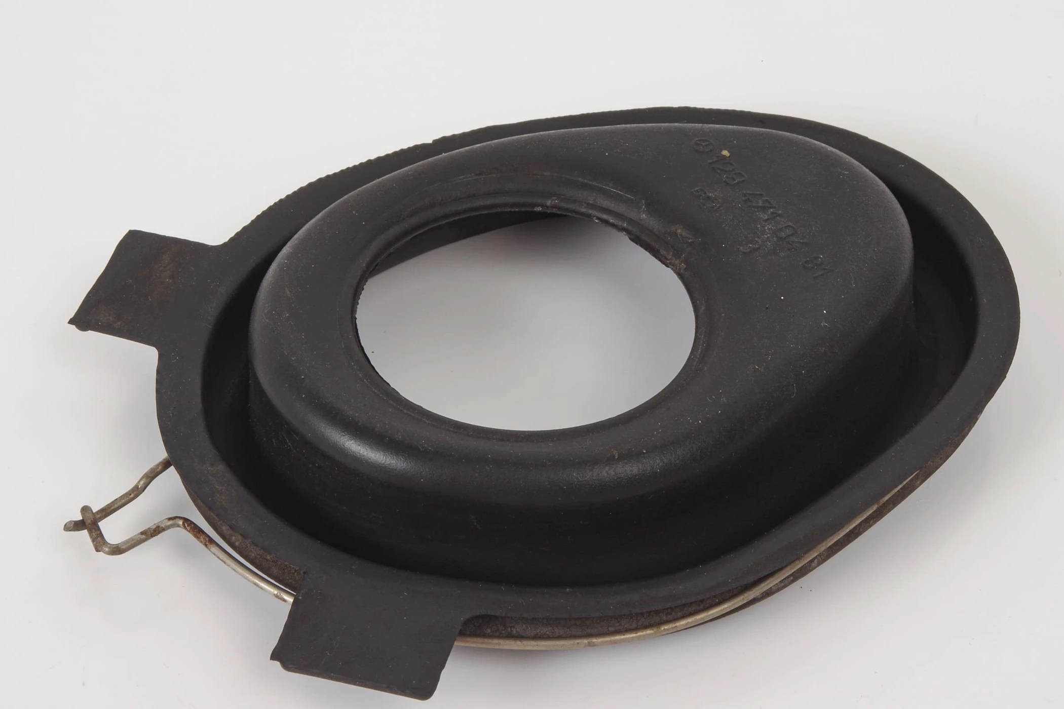 Mercedes 1294710481 Fuel Strainer Gasket - Right | R129 SL
