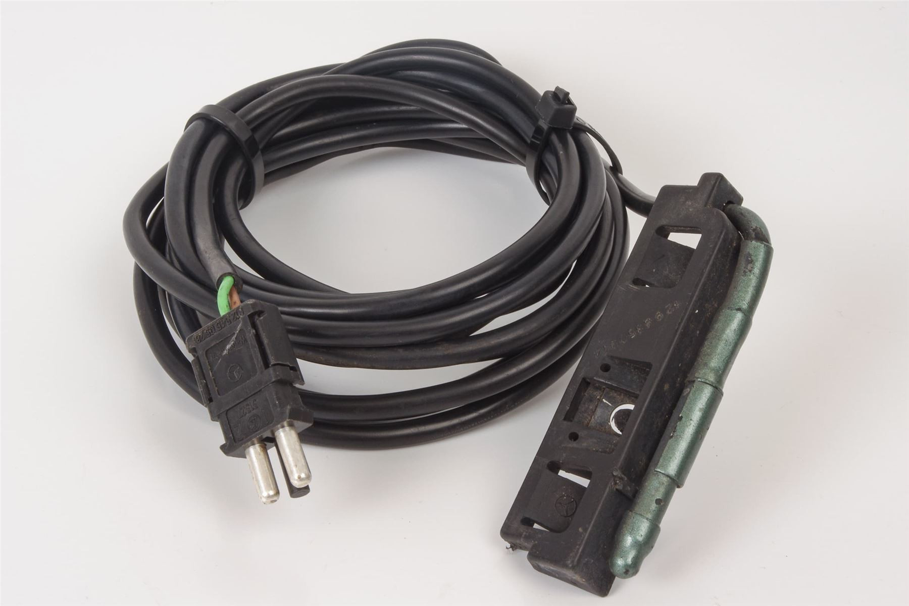 Mercedes 0085420817 Temperature Sensor | S124 W124 C124 E W201 C