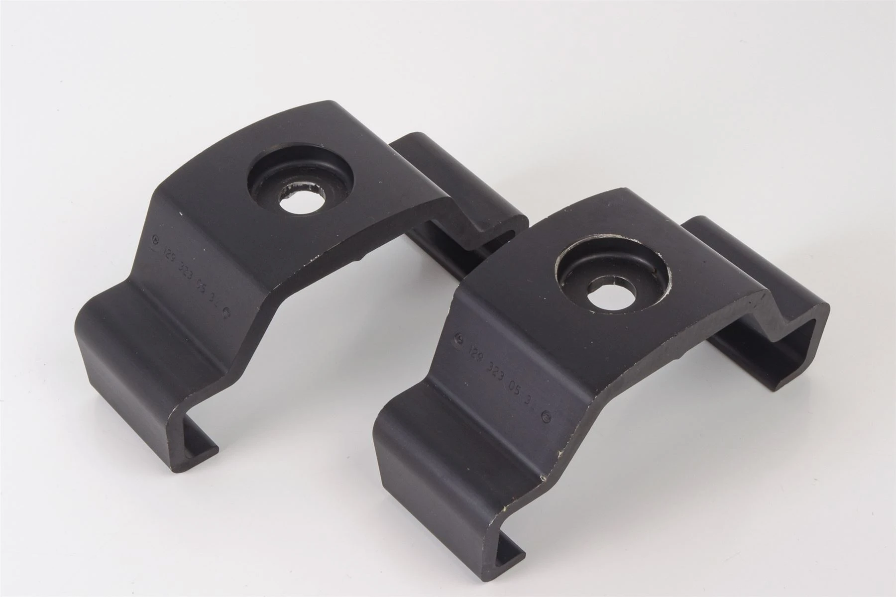 Mercedes 1293230532 Top Mount Bracket x2 - Front | R129 SL