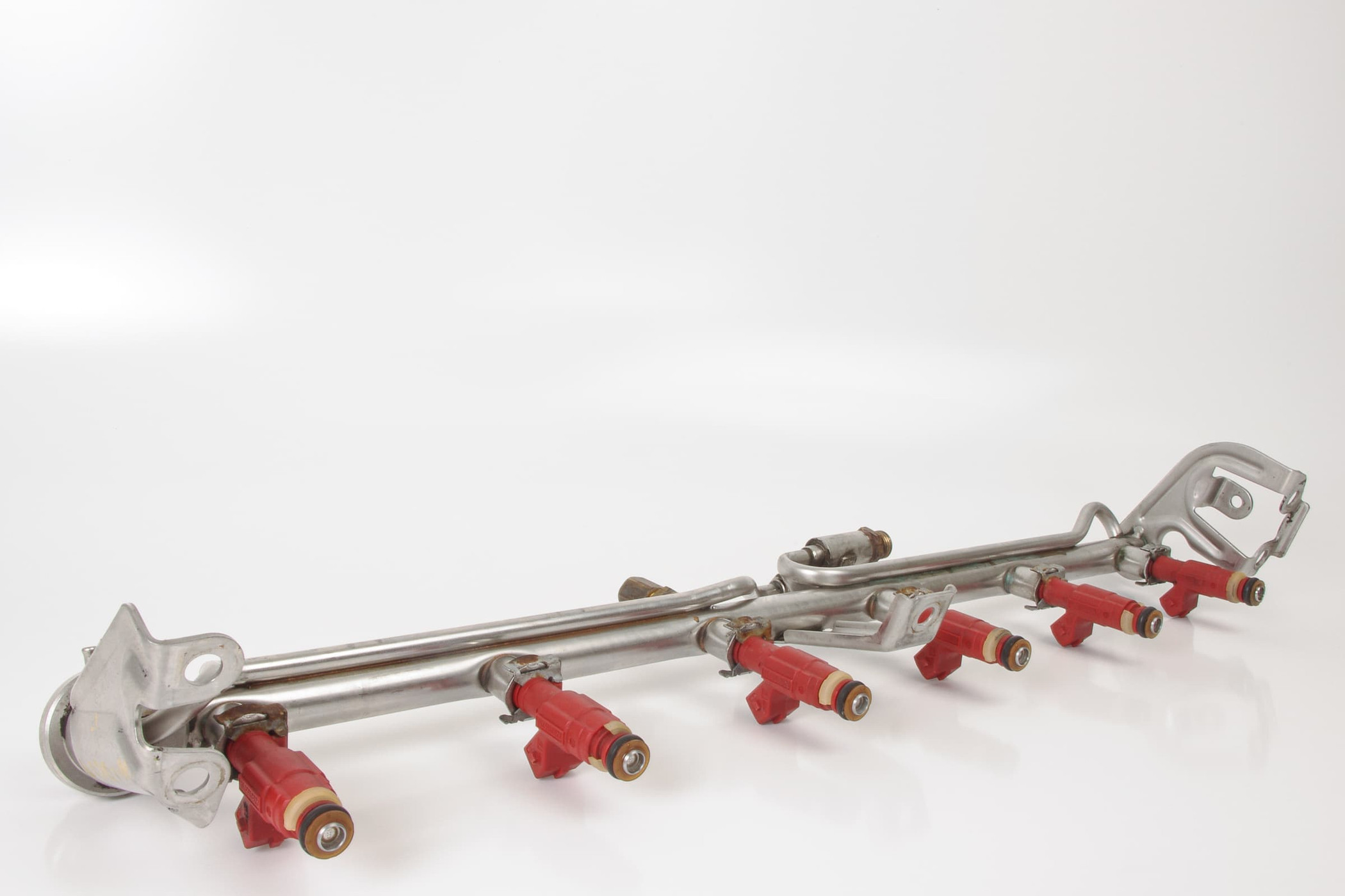 Mercedes 1040701395 Fuel Rail | W124 W210 E R129 SL W140 S W202 C W463 G