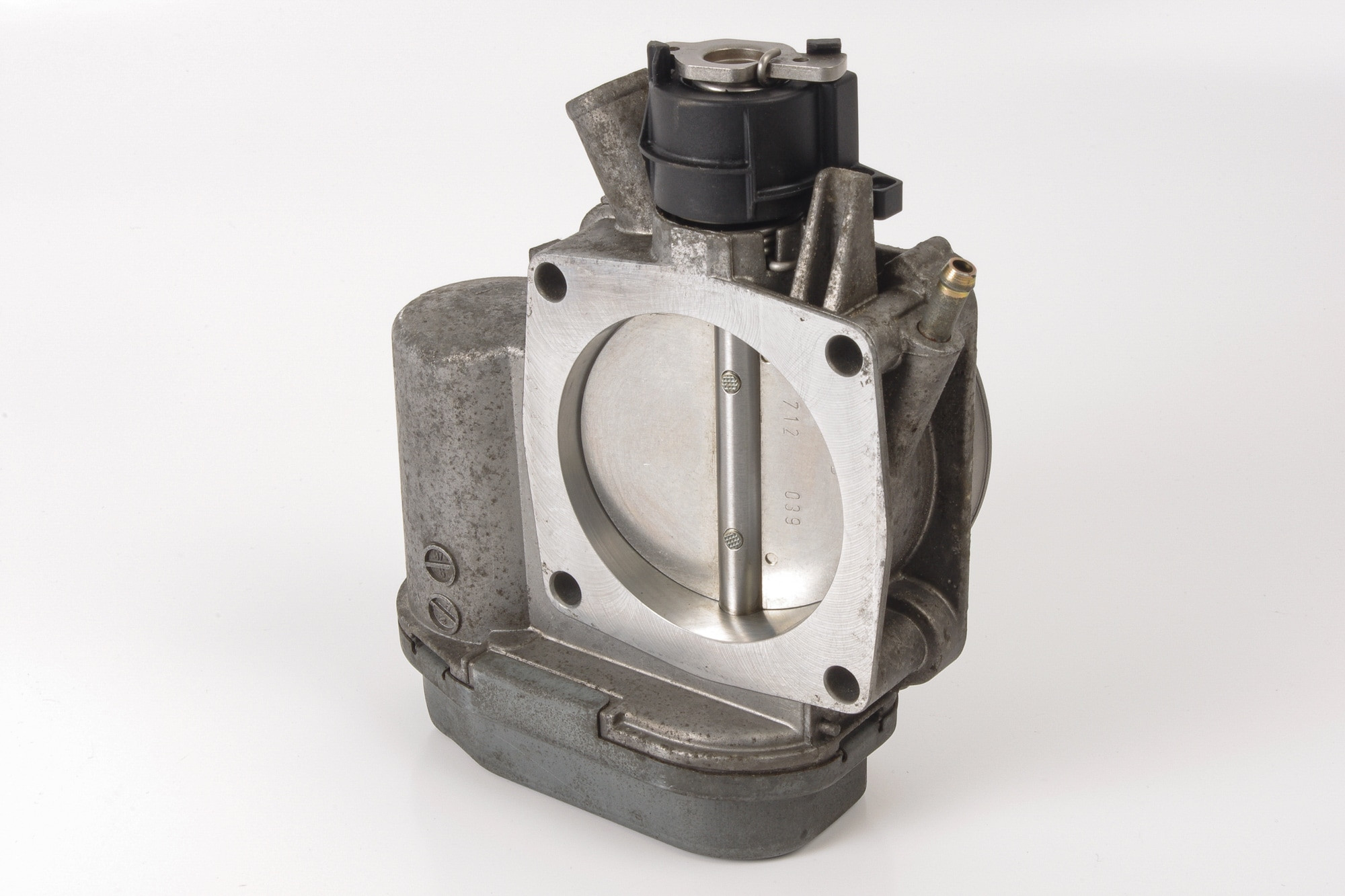 Mercedes 1041410025 Throttle Body | R107 R129 SL W140 V140 S W202 C W210 E