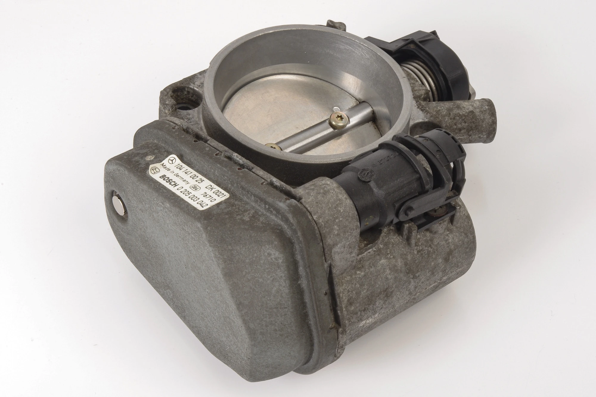 Mercedes 1041410025 Throttle Body | R107 R129 SL W140 V140 S W202 C W210 E