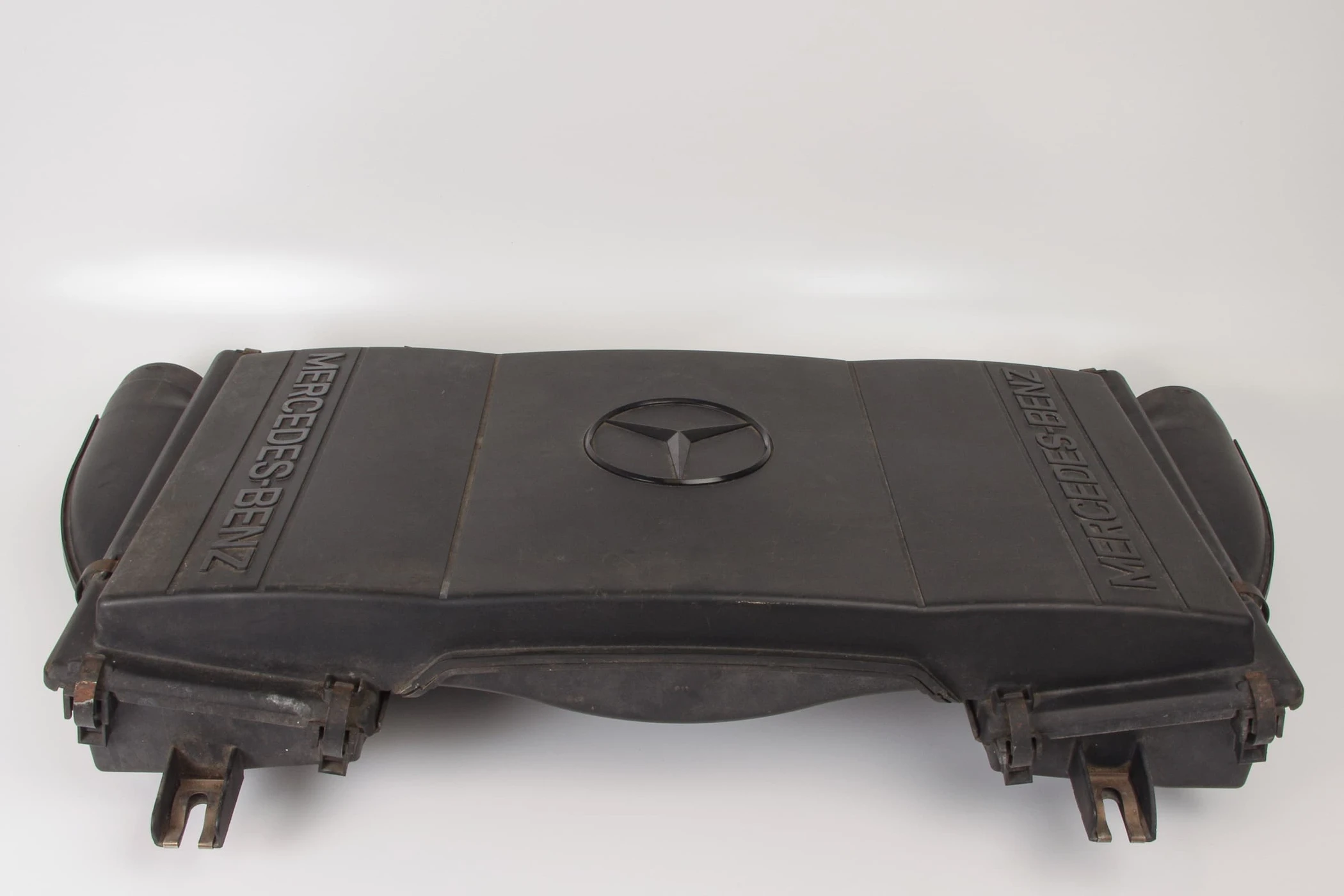 Mercedes 1190940402 Air Box (a) | W124 E R129 SL W140 V140 C140 S