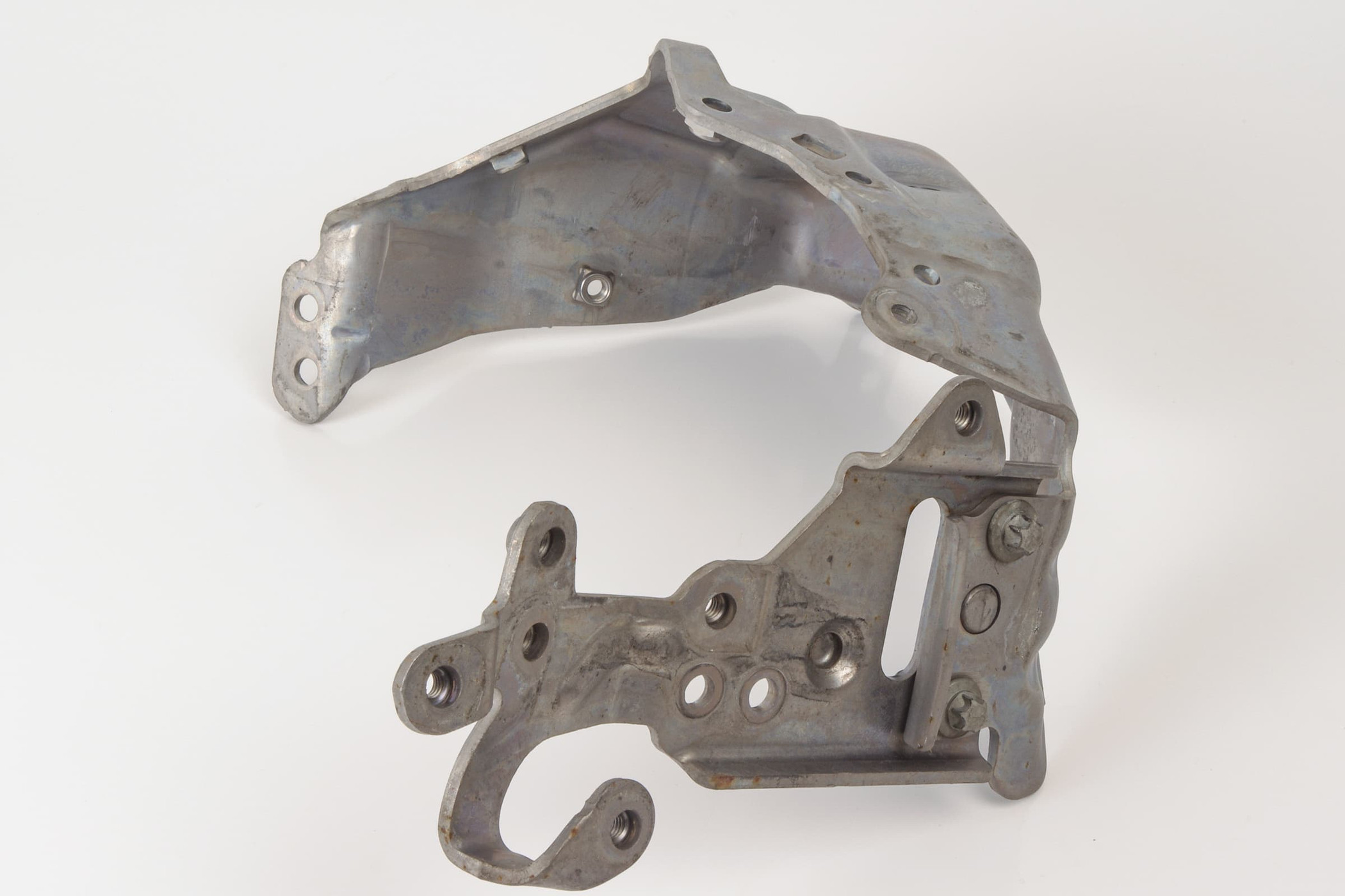 Mercedes 2760781184 High Pressure Fuel Pump Shield | W166 M X166 GL R172 SLK...