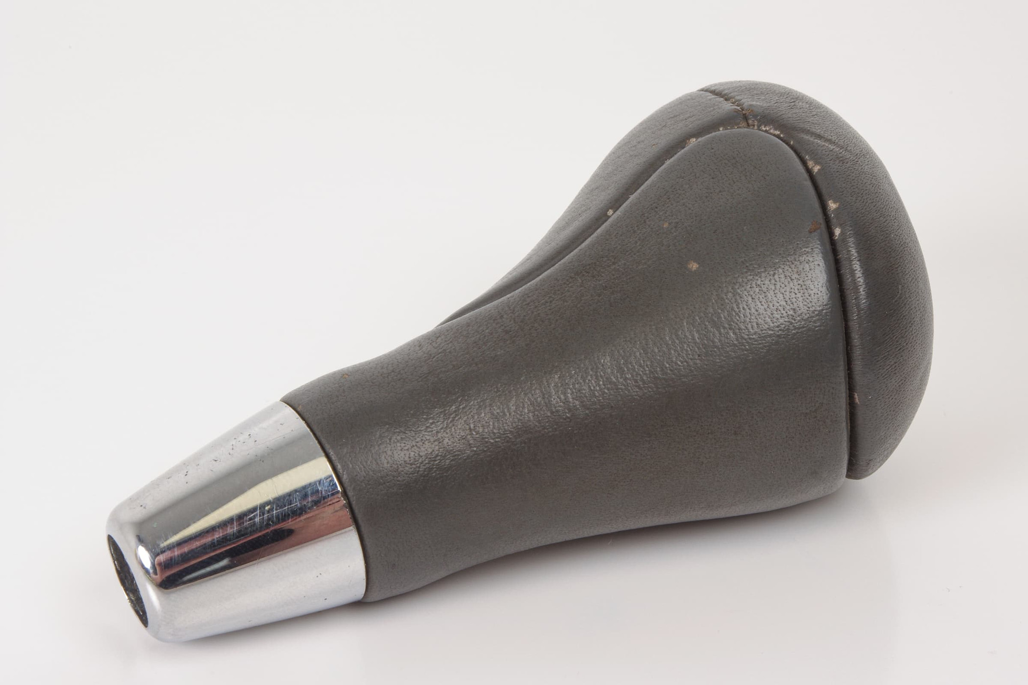 Mercedes 2202670610 Gear Knob - Grey | C215 CL W220 S