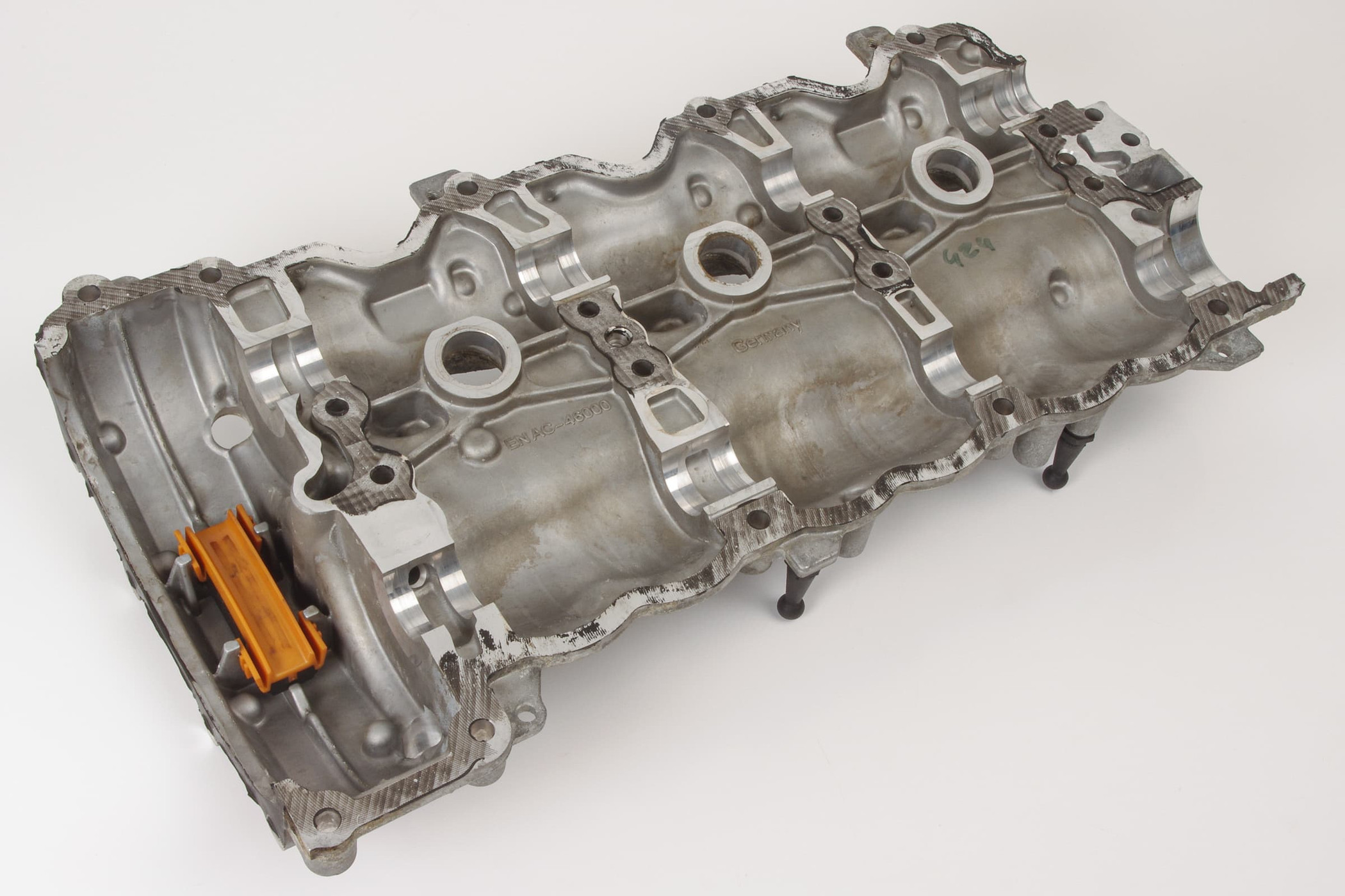 Mercedes 2760162700 Camshaft Cover - Left | W166 M X166 GL R172 SLK W204 W205...