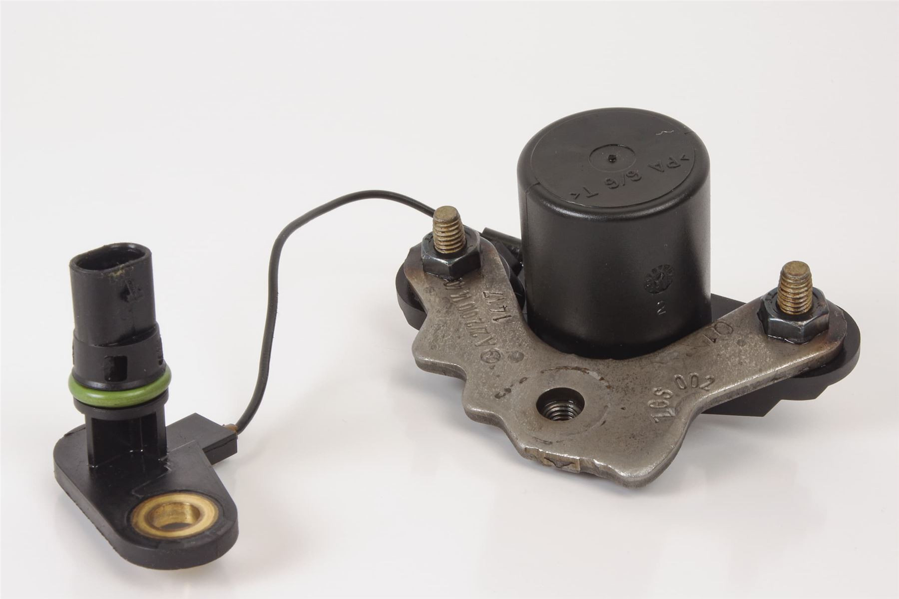 Mercedes 0011531332 Oil Level Sensor | W164 W166 M X166 GL R171 R172 SLK W203...