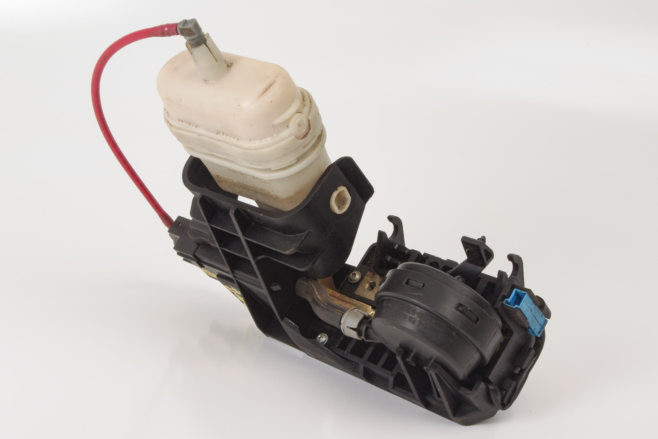 Mercedes 2208000478 Boot Lock Vacuum Actuator (a) | C215 CL W220 S
