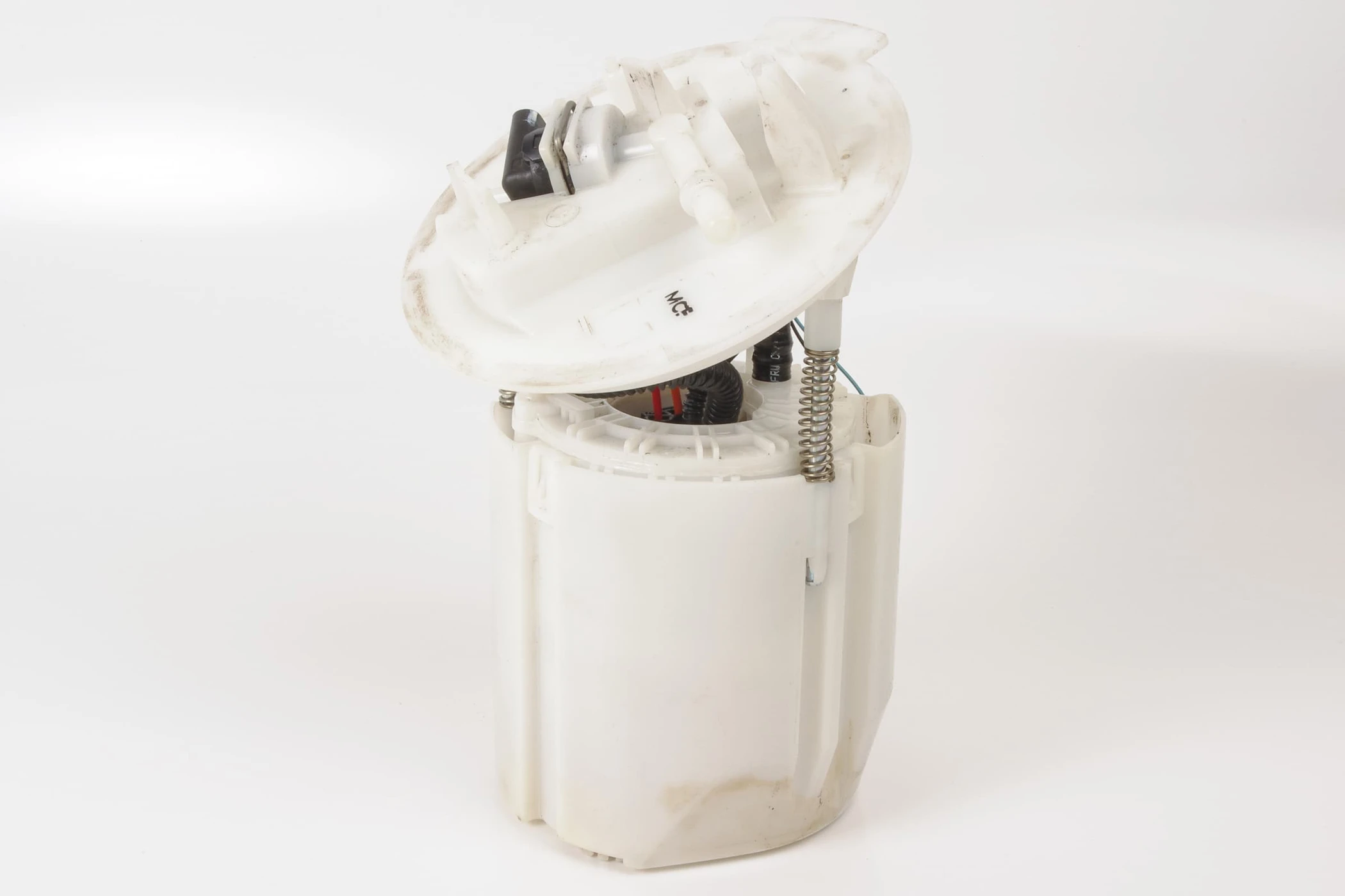 Mercedes 2054704900 Fuel Pump | W205 V205 S205 C205 A205 C C238 E X253 GLC