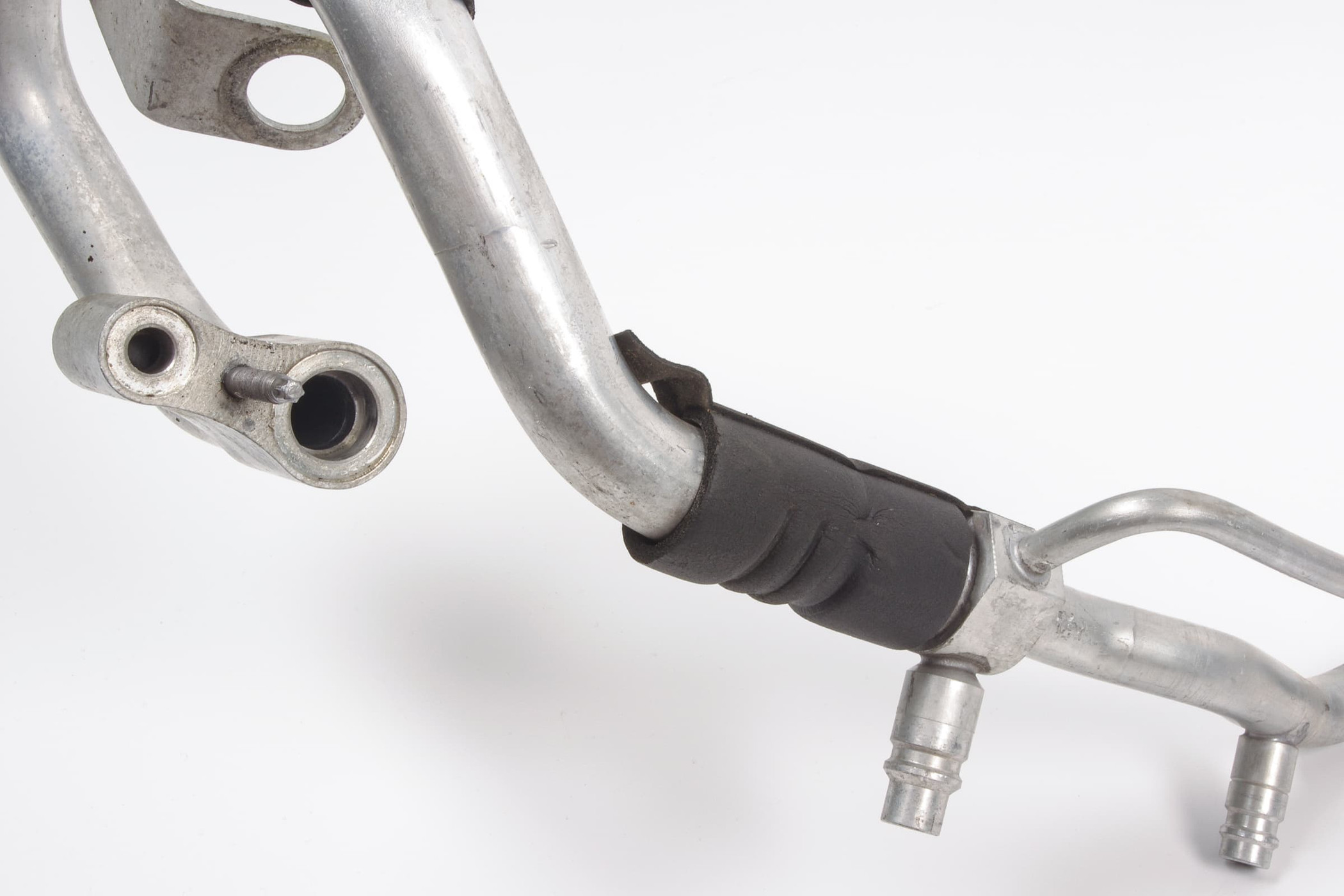 Mercedes 2058307404 A/C Pressure Line | W205 V205 S205 C205 A205 C