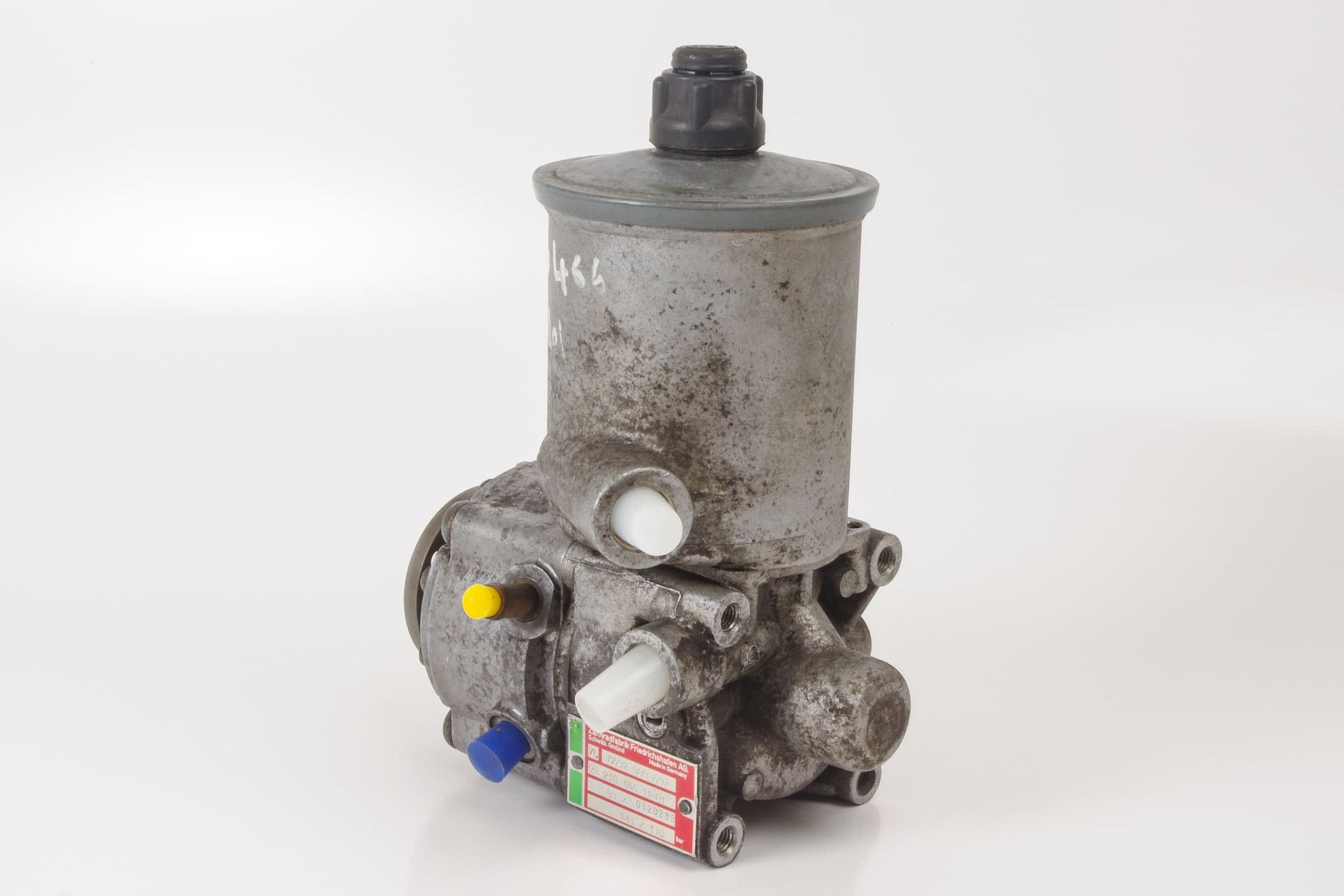 Mercedes 2104661101 Power Steering Pump | W124 E R129 SL W202 C